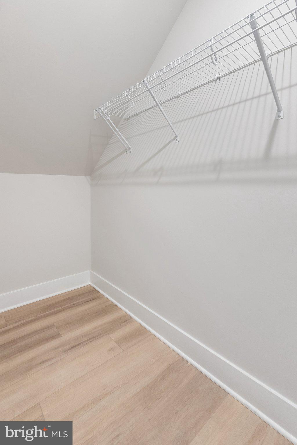 BRADLEY SQUARE - Residential