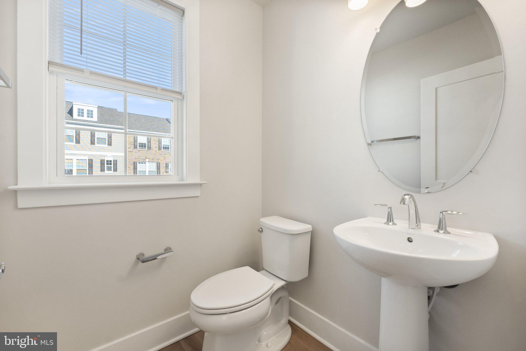 BRADLEY SQUARE - Residential