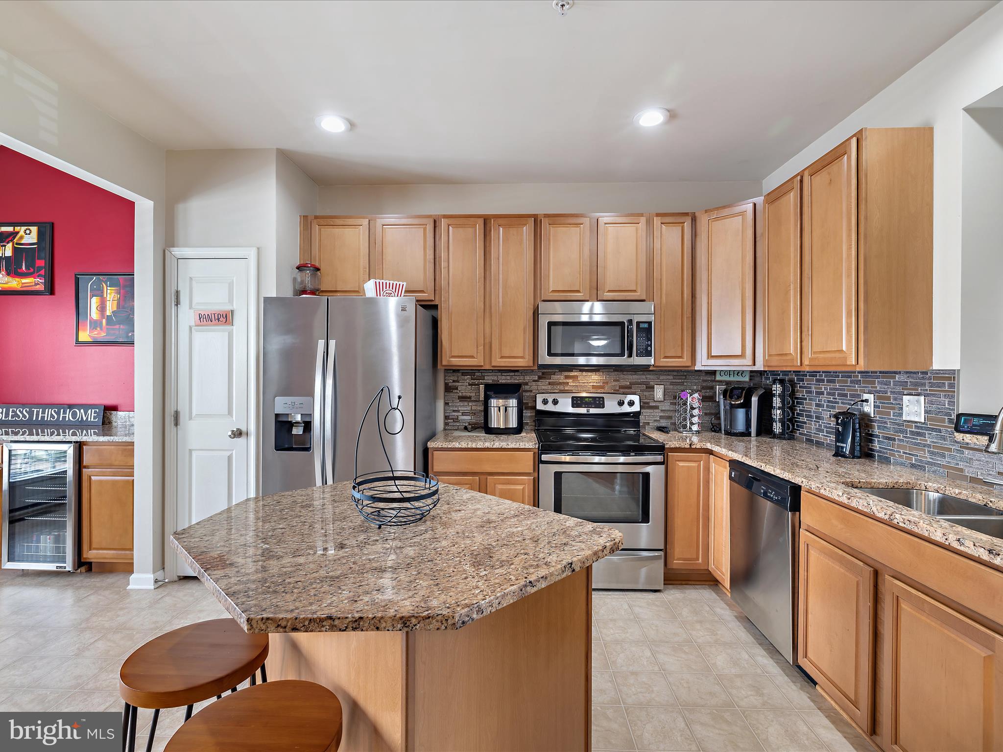 TANYARD SPRINGS TOWNHOMES - Residential