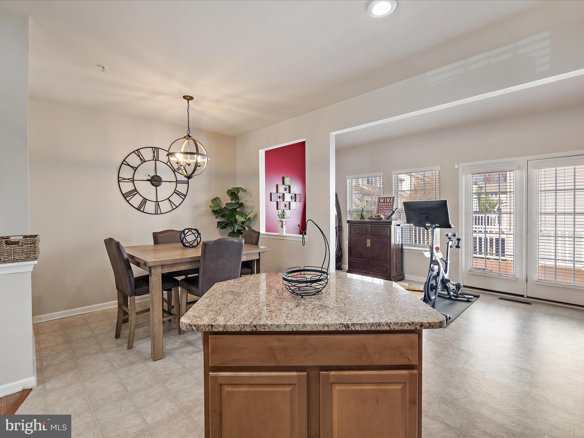 TANYARD SPRINGS TOWNHOMES - Residential