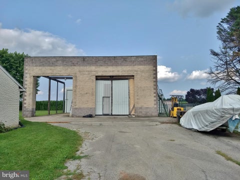 Photo of 1647 Haar Road, SPRING GROVE, PA 17362 (MLS # PAYK2110806)