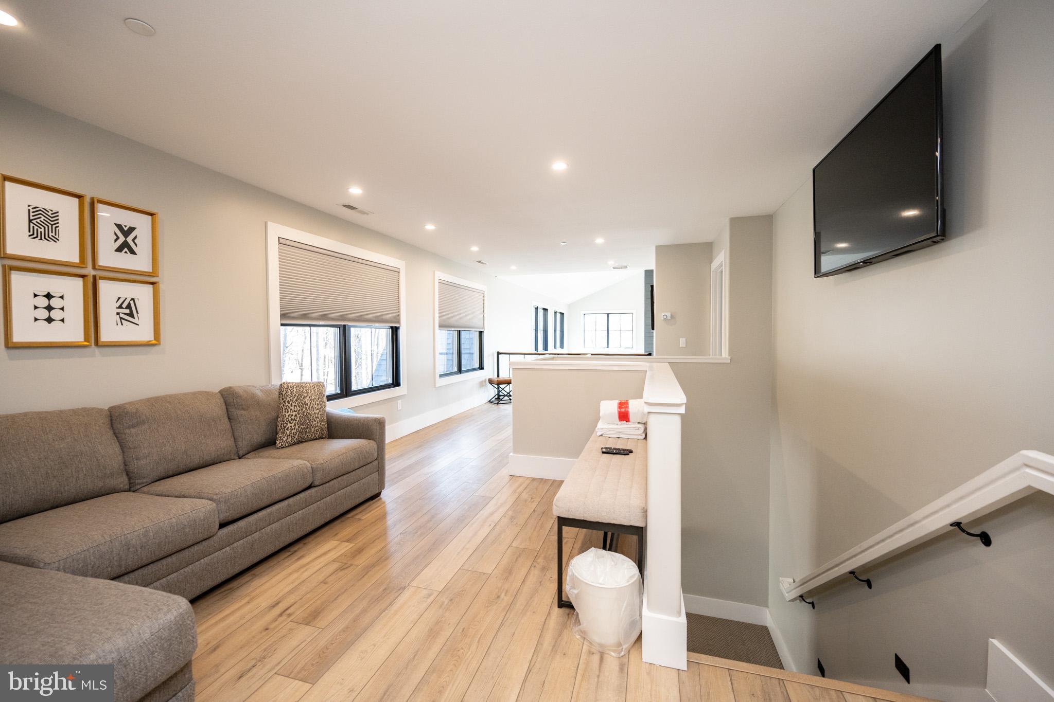 DEEP CREEK HIGHLANDS - Residential