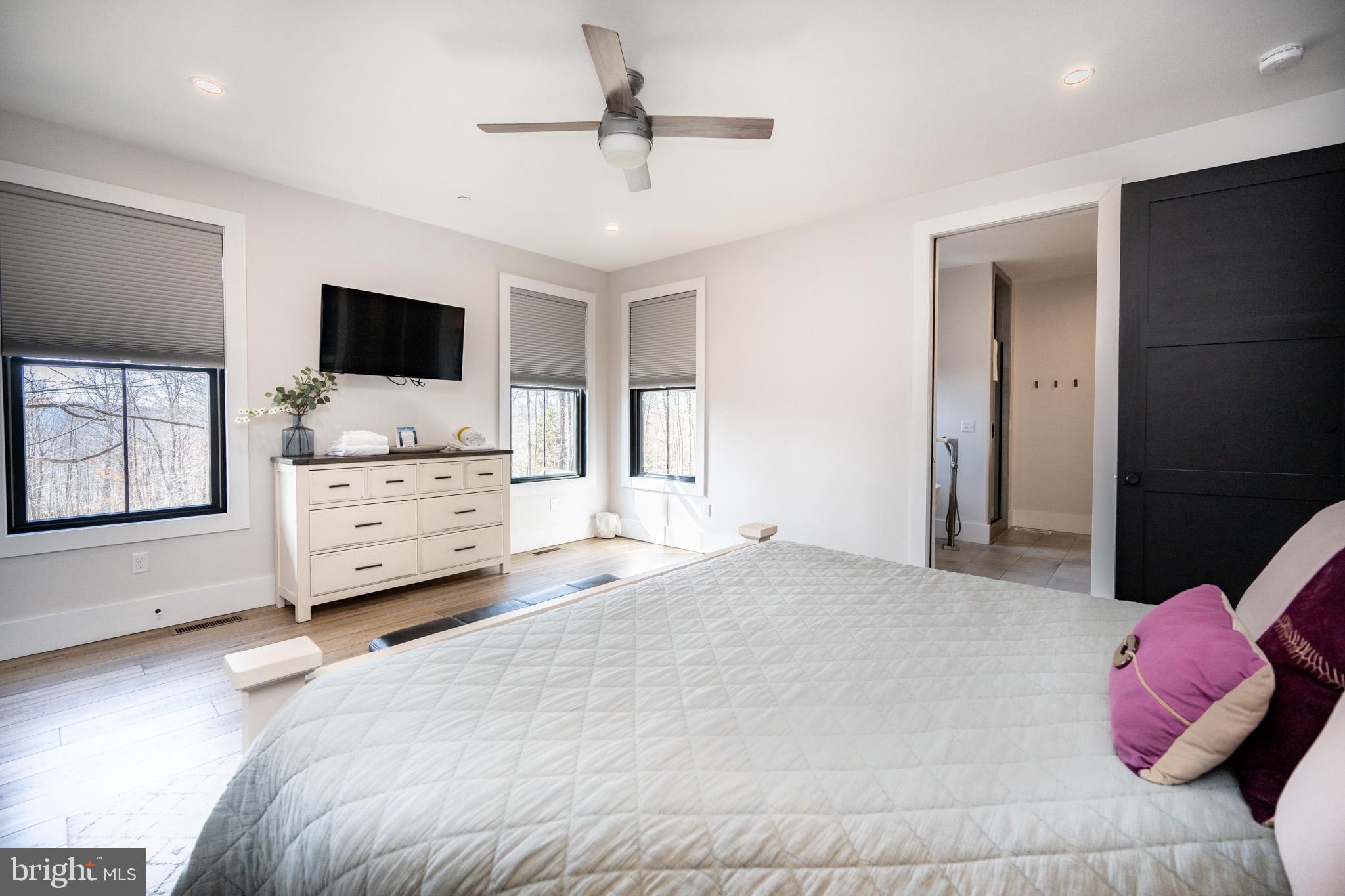 DEEP CREEK HIGHLANDS - Residential