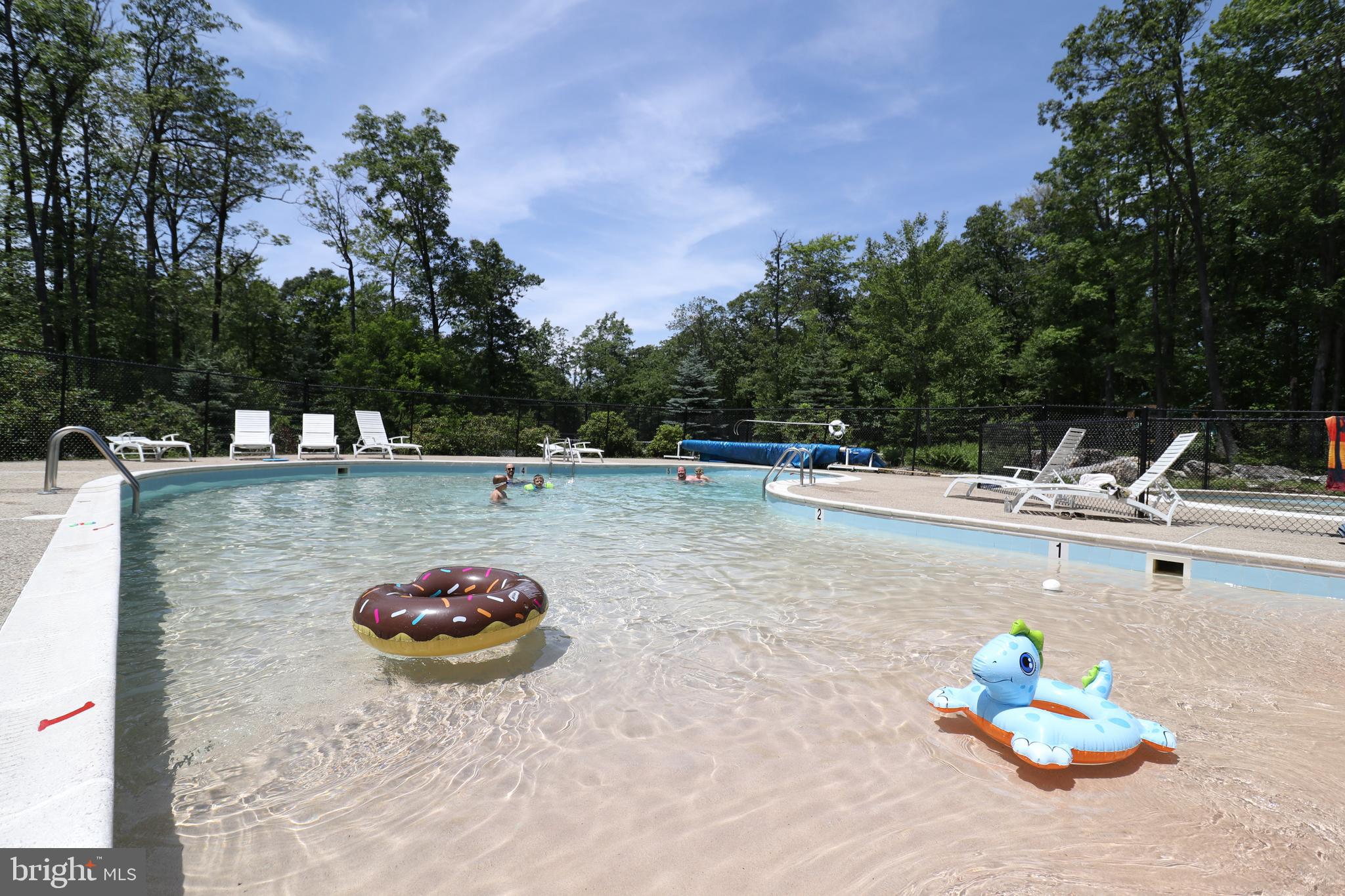 DEEP CREEK HIGHLANDS - Residential