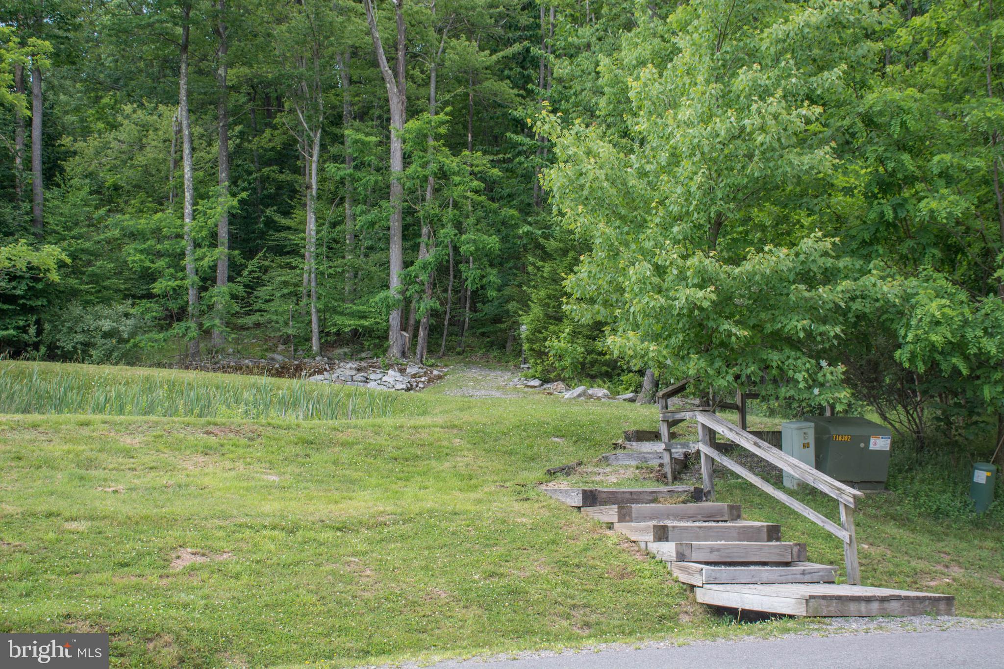 DEEP CREEK HIGHLANDS - Residential