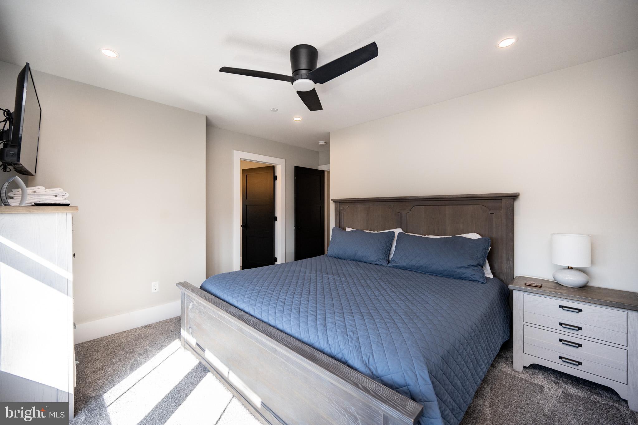 DEEP CREEK HIGHLANDS - Residential