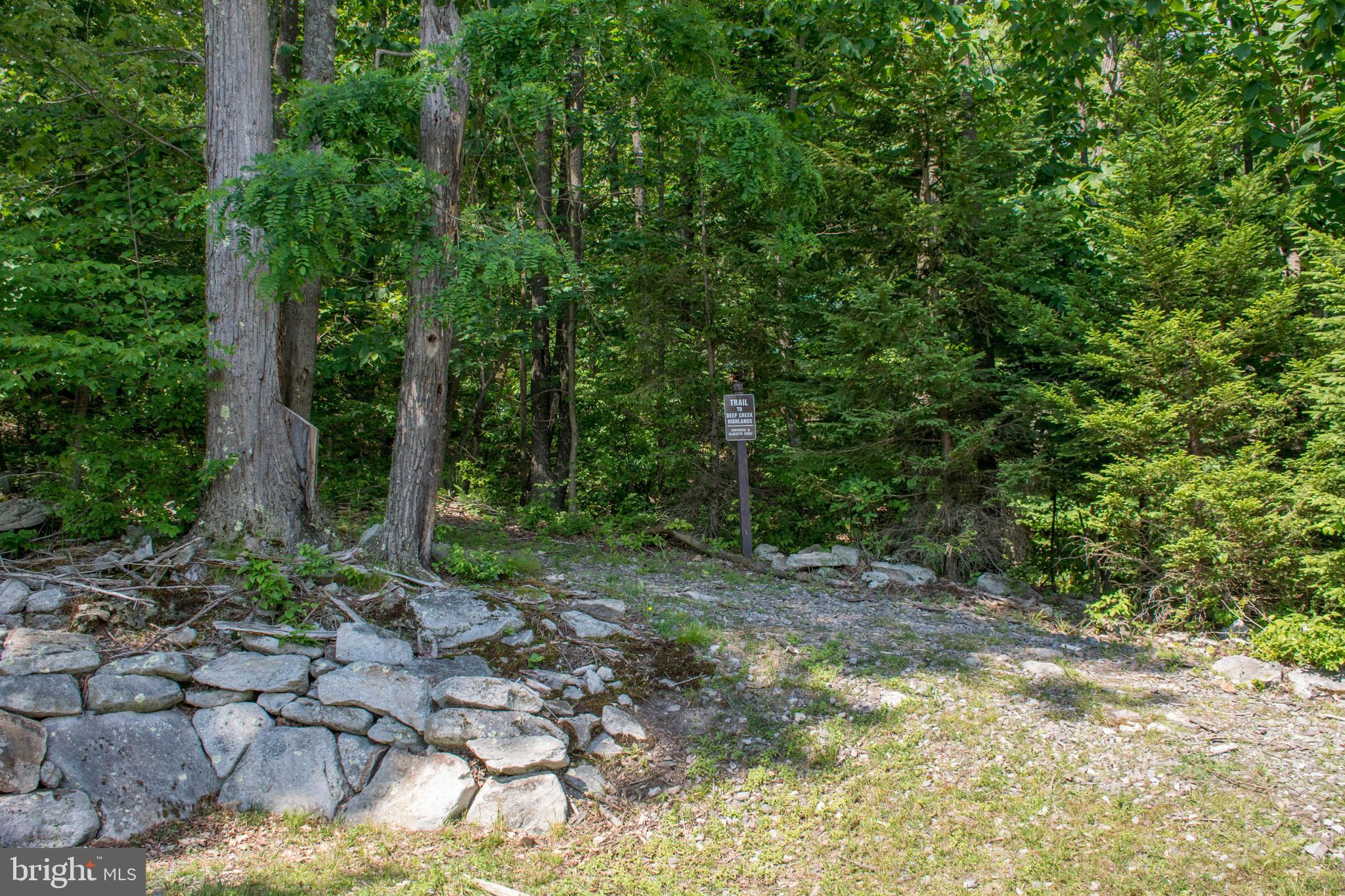 DEEP CREEK HIGHLANDS - Residential