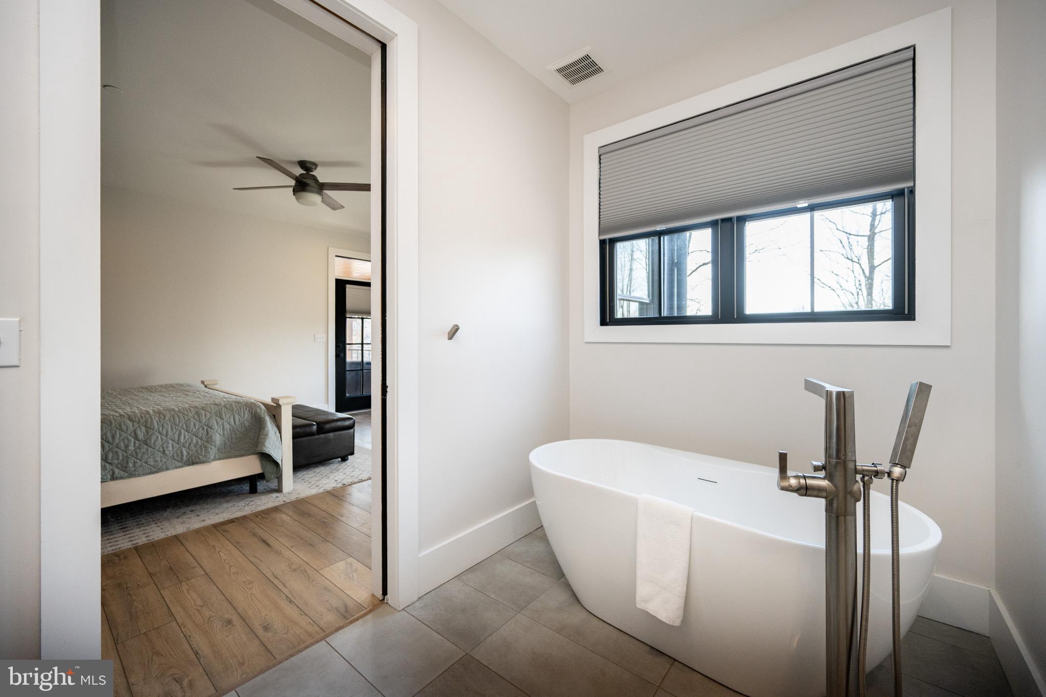 DEEP CREEK HIGHLANDS - Residential