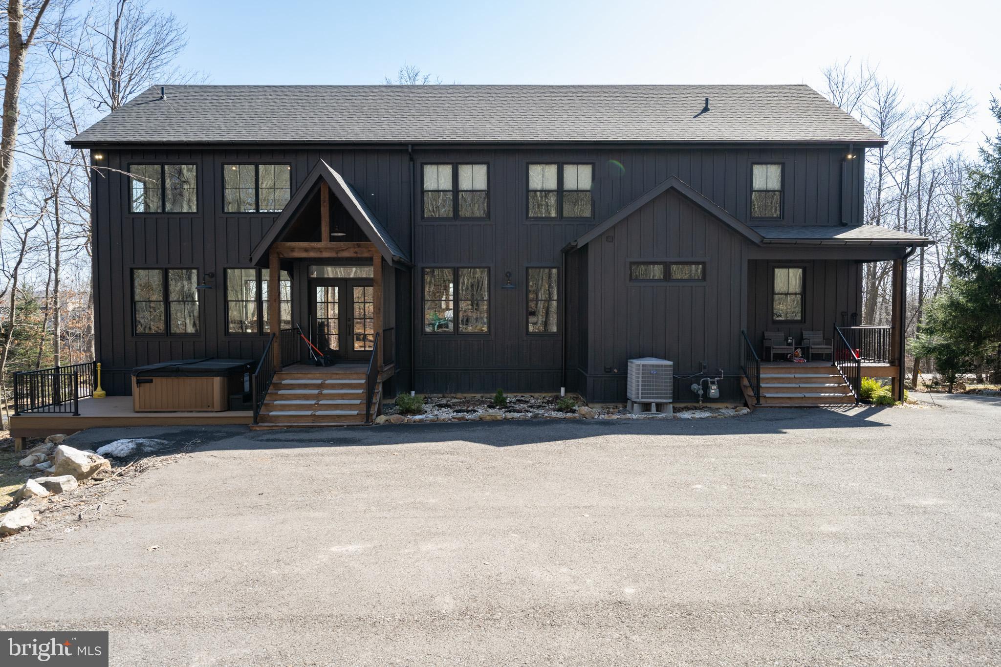 DEEP CREEK HIGHLANDS - Residential