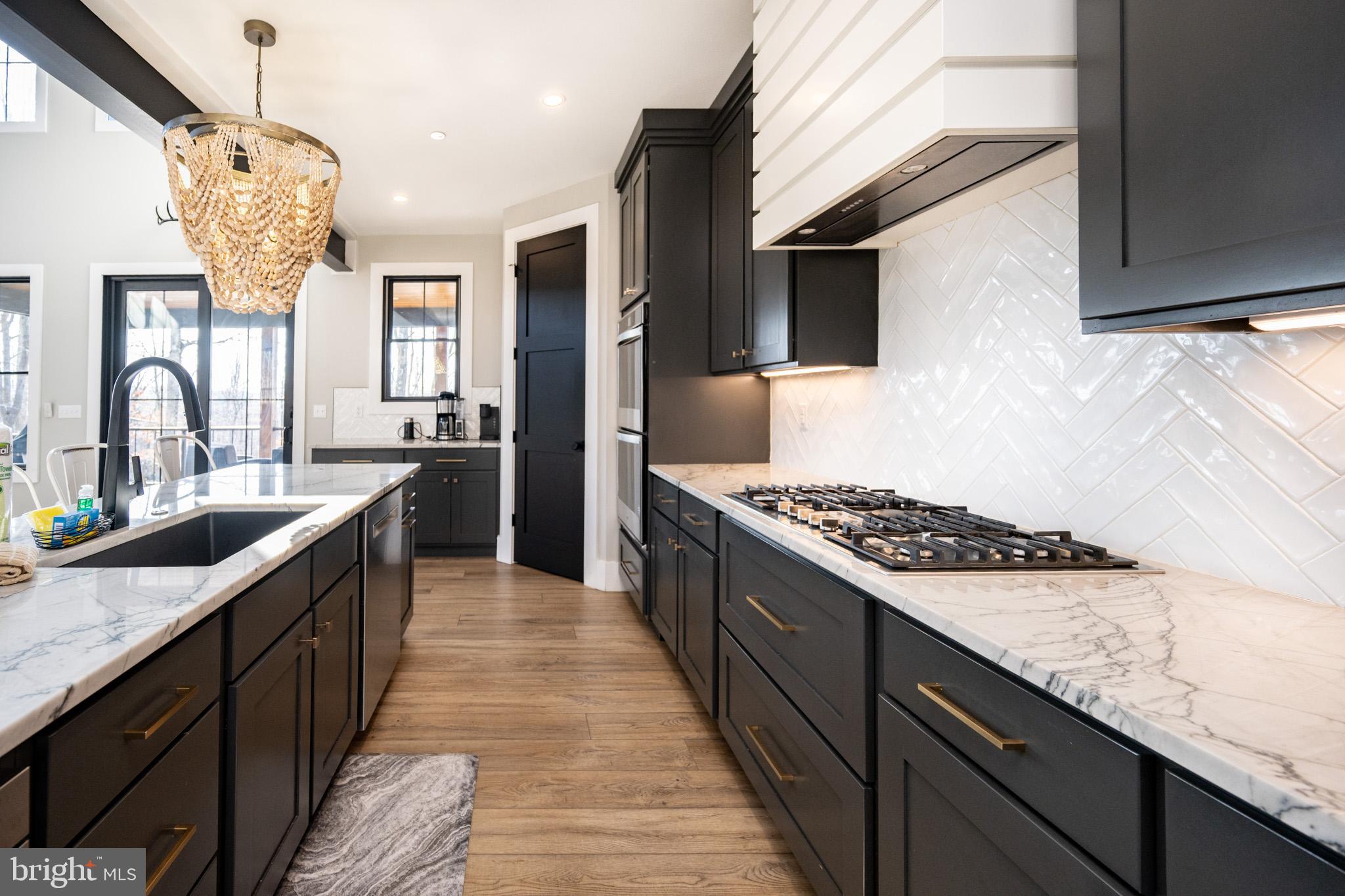 DEEP CREEK HIGHLANDS - Residential