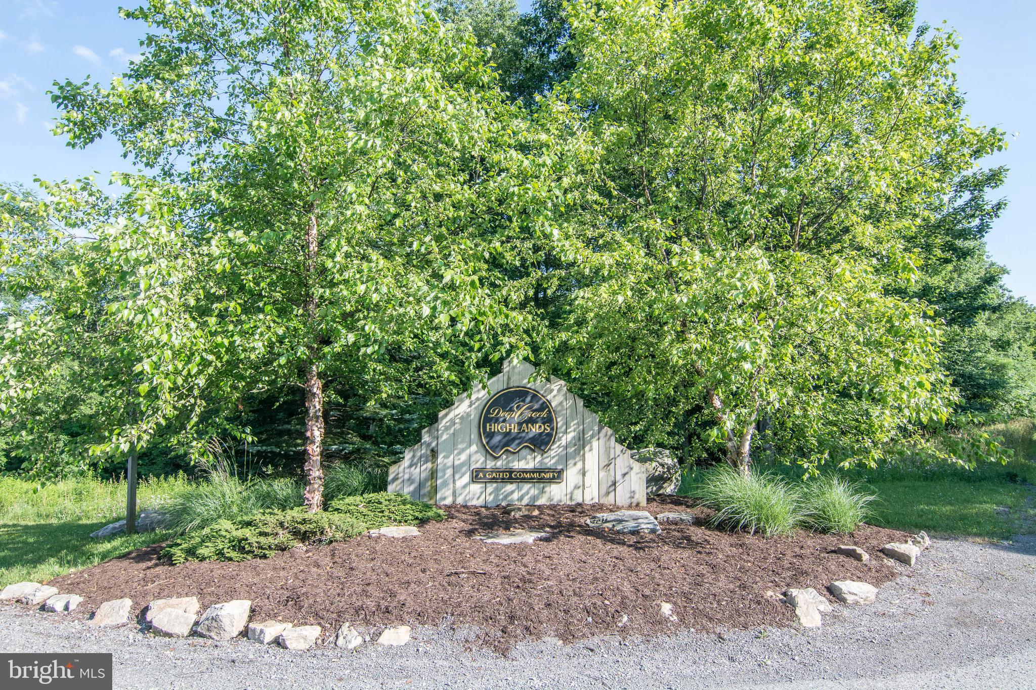 DEEP CREEK HIGHLANDS - Residential