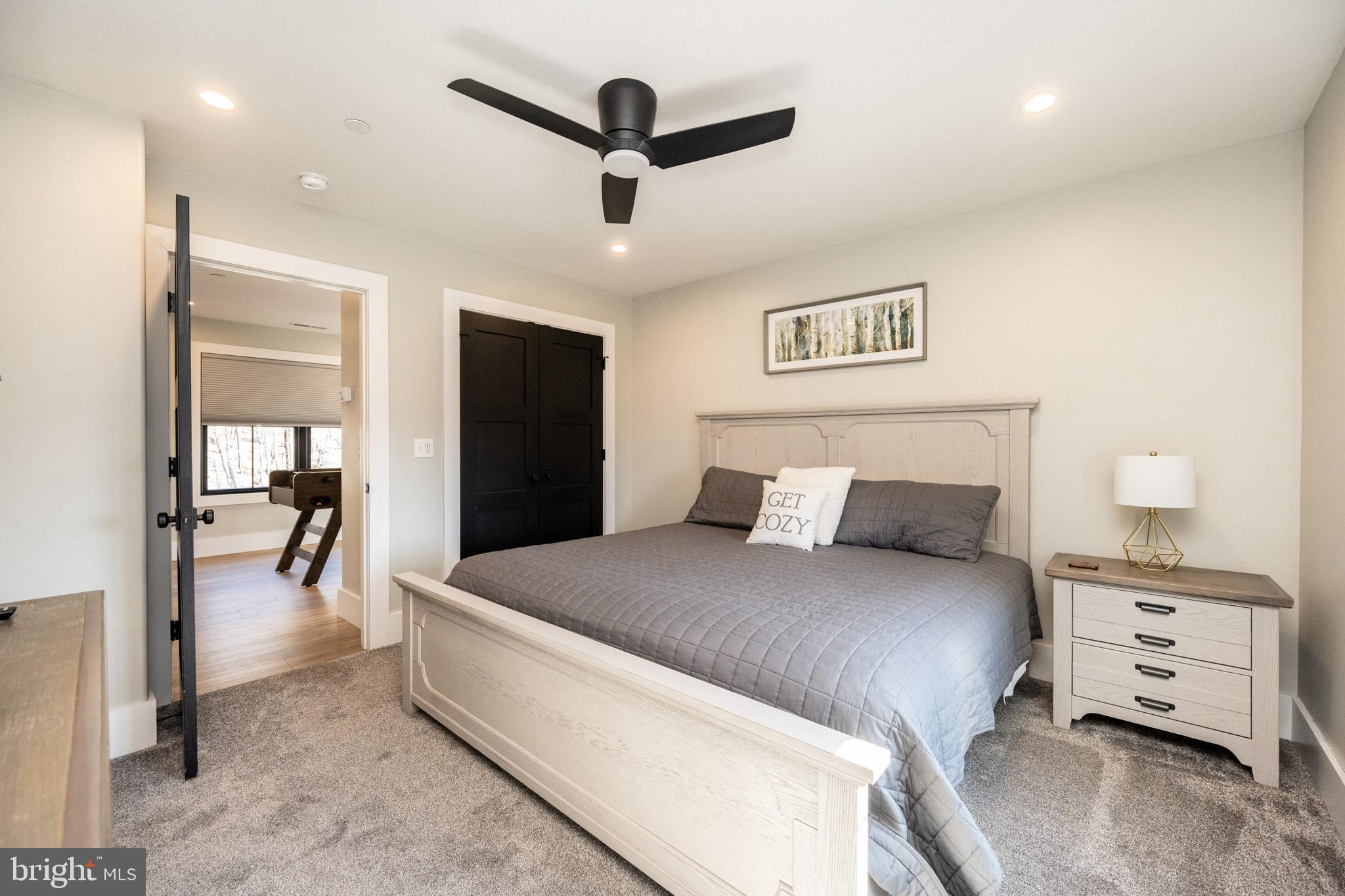 DEEP CREEK HIGHLANDS - Residential