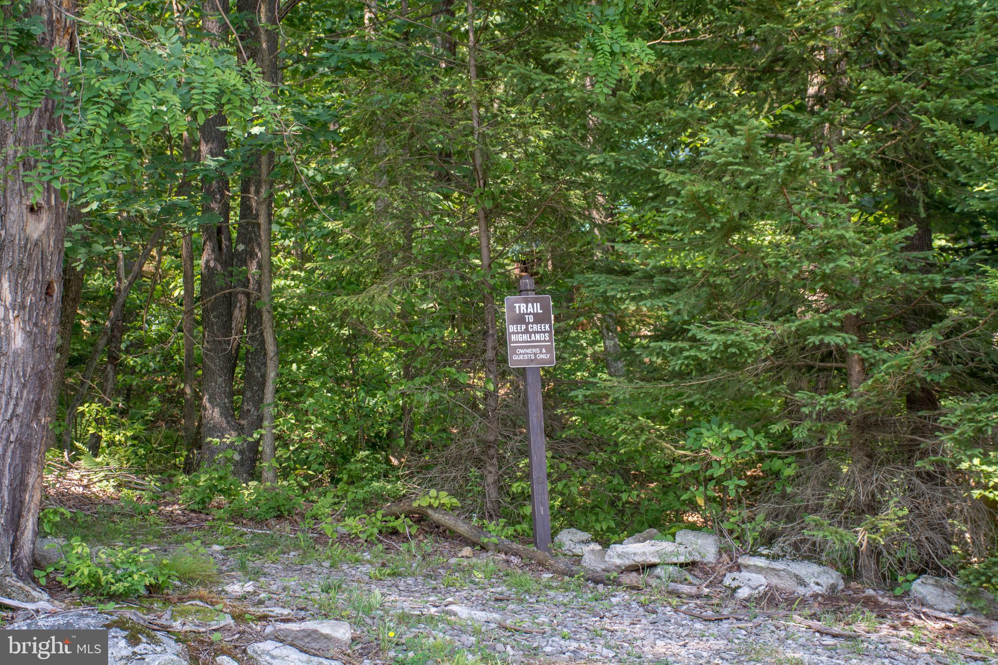 DEEP CREEK HIGHLANDS - Residential