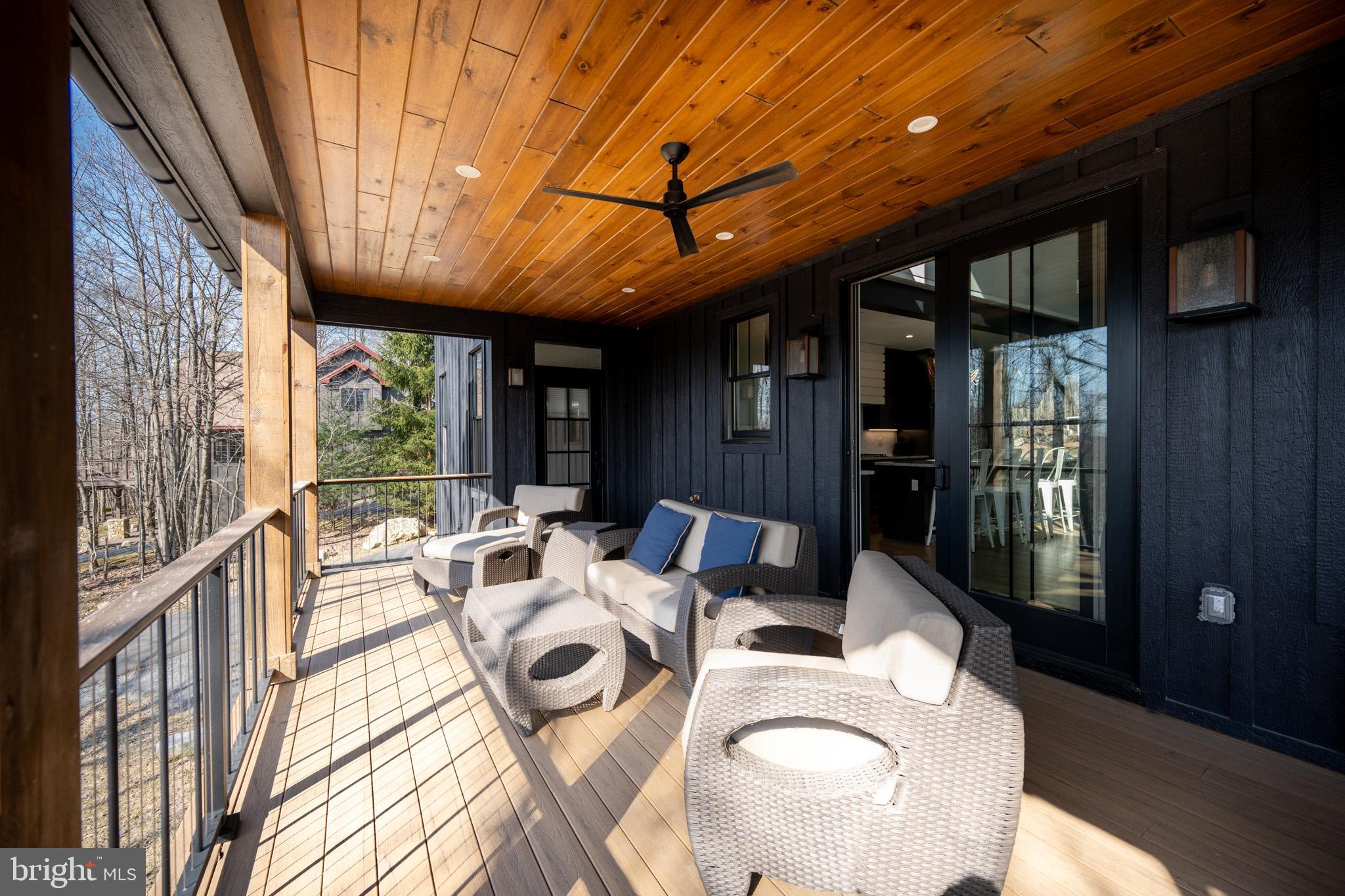 DEEP CREEK HIGHLANDS - Residential