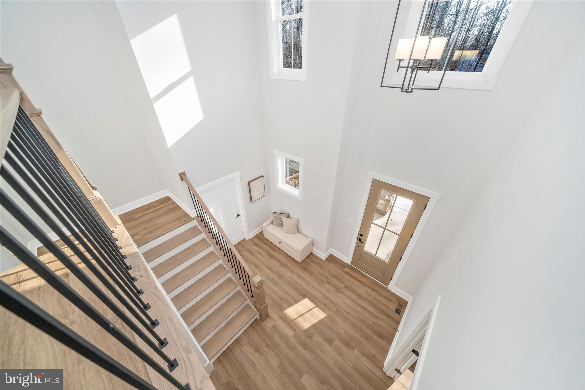 PEA NECK - Residential