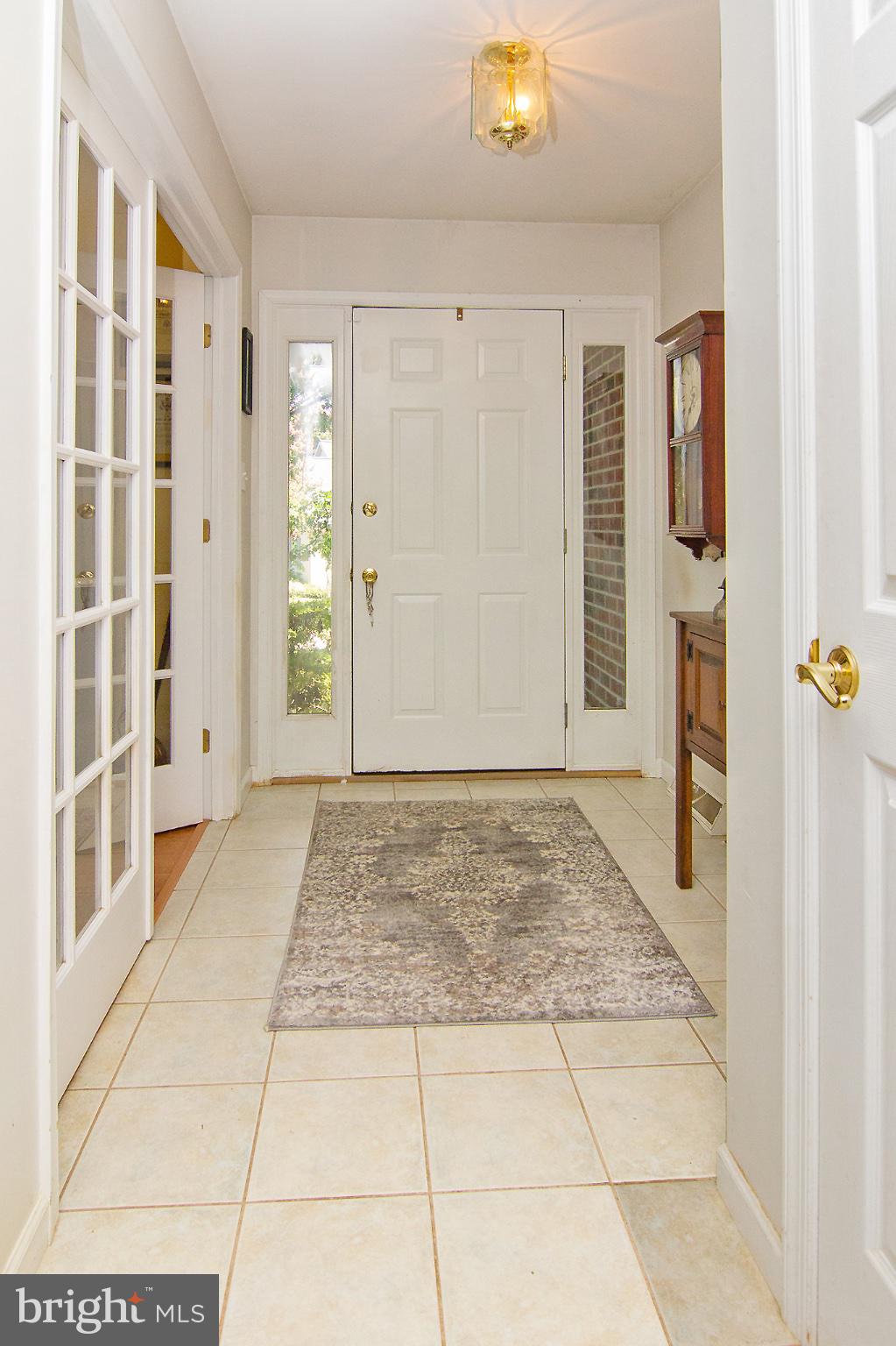 4 OAKMONT CIRCLE