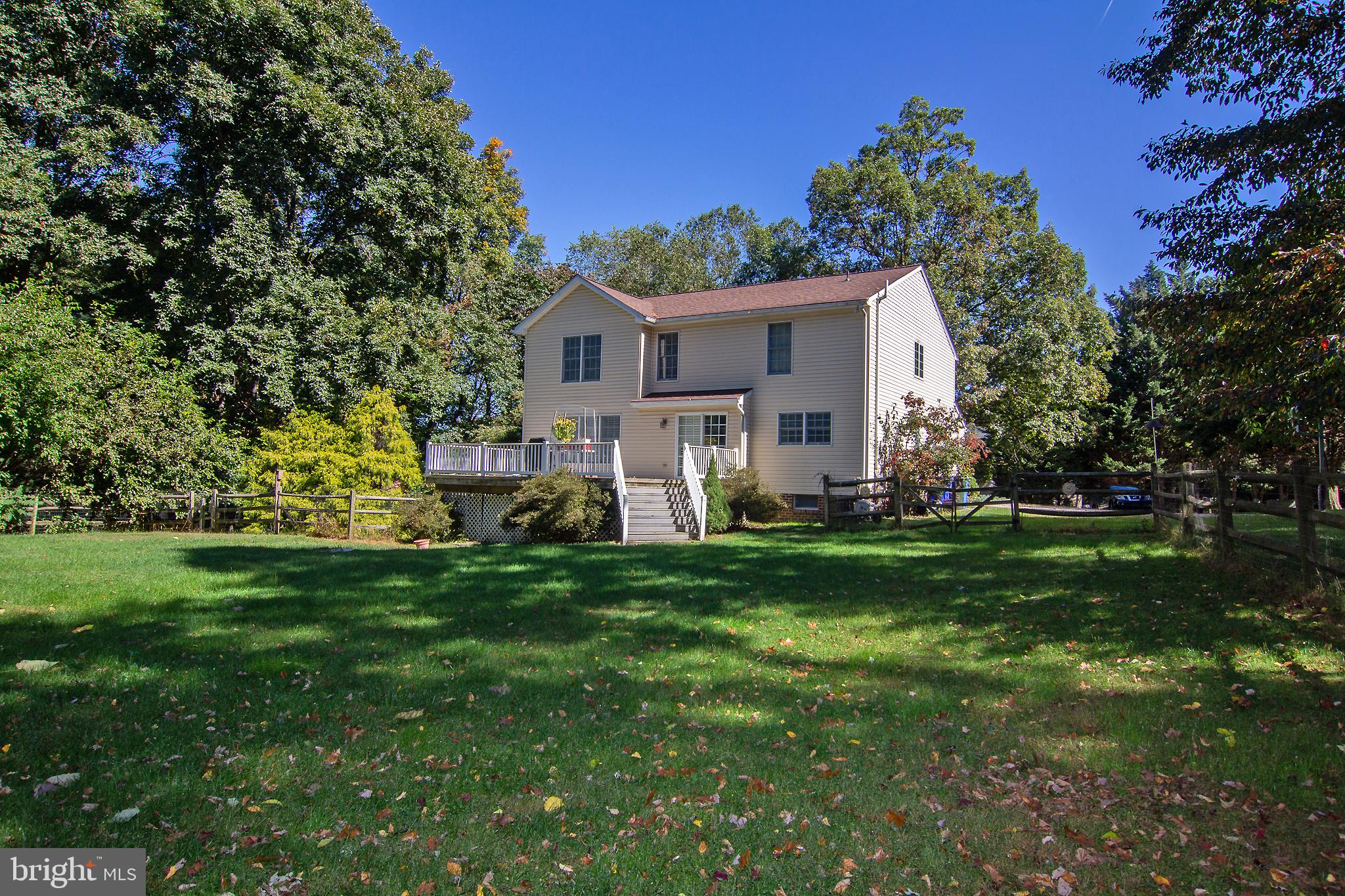 4 OAKMONT CIRCLE