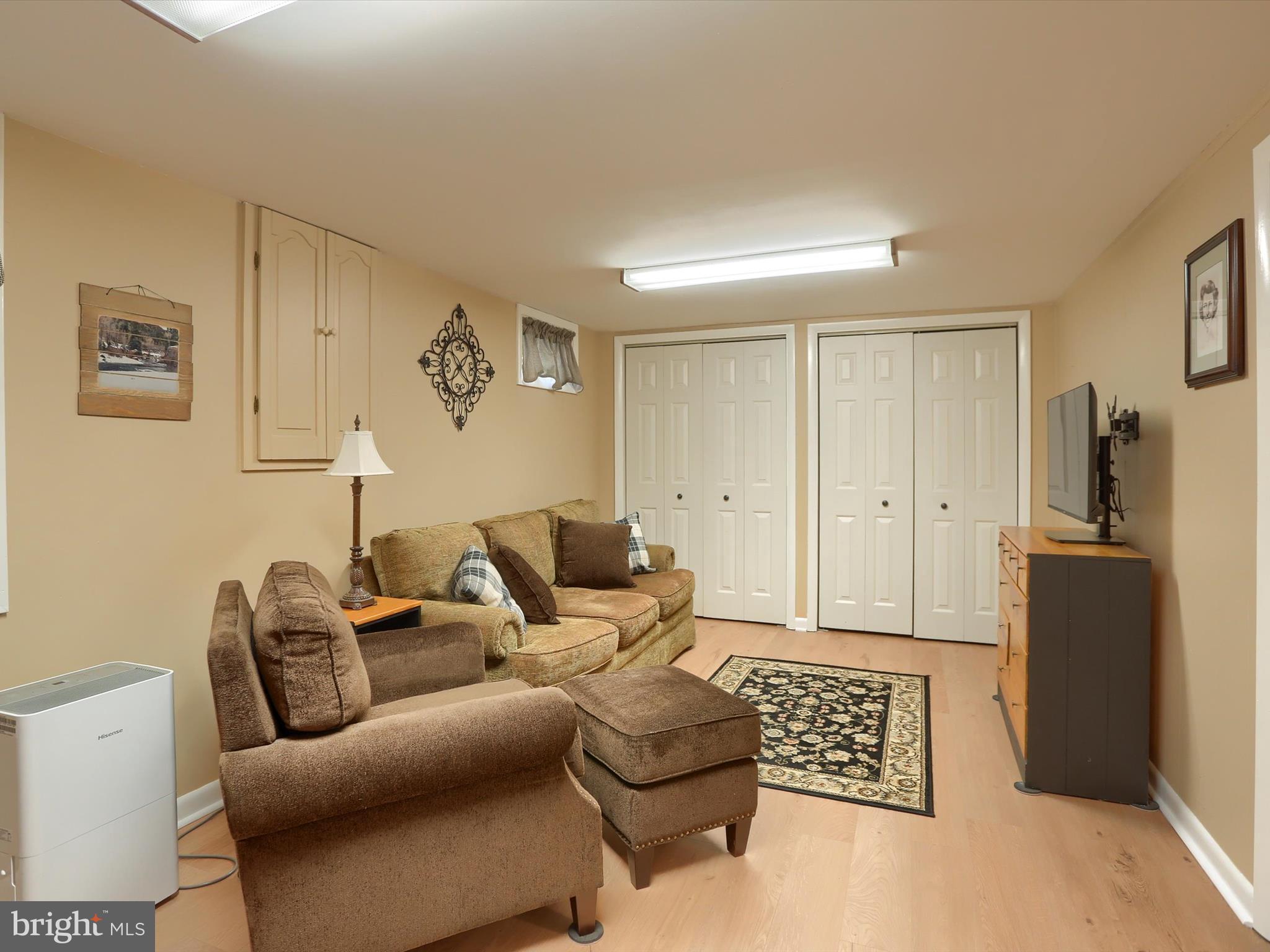 RESERVOIR HILLS - Residential