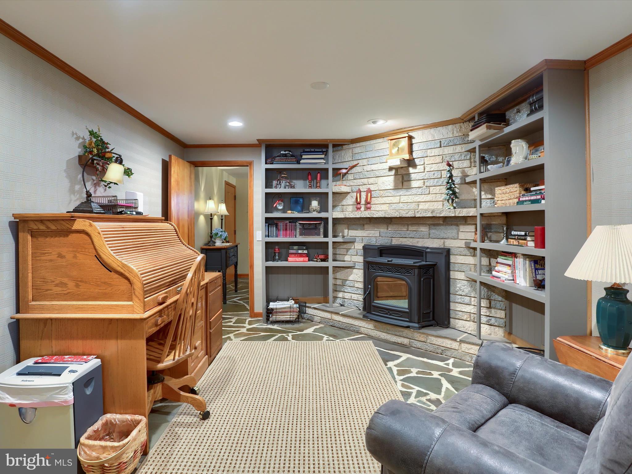 RESERVOIR HILLS - Residential