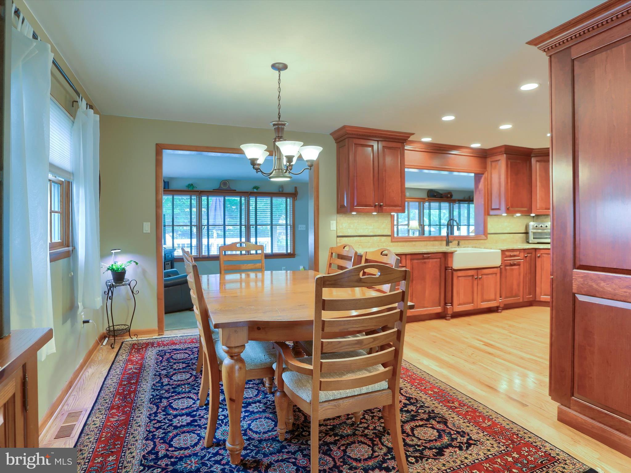 RESERVOIR HILLS - Residential