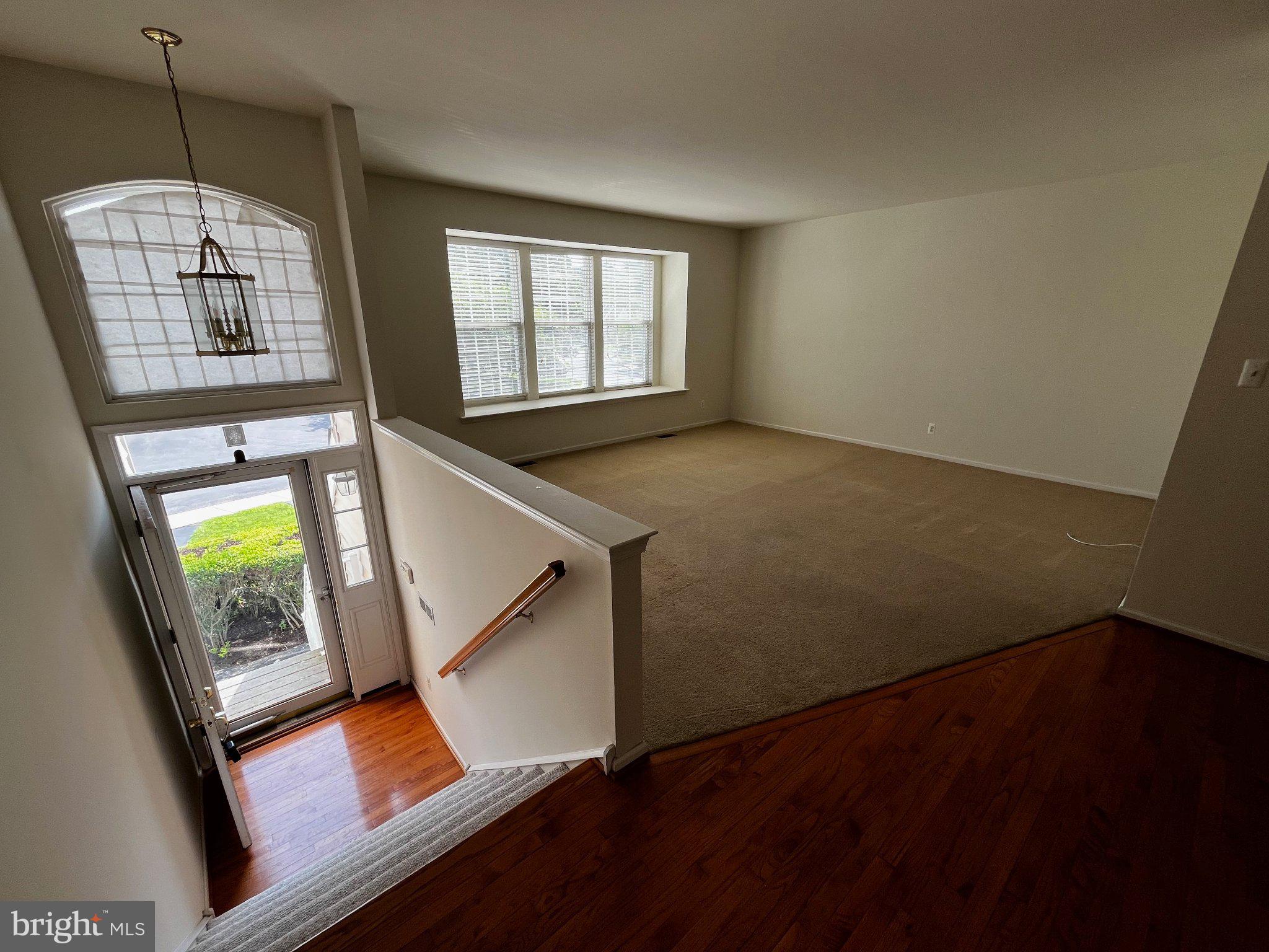 244 S AZALEA COURT