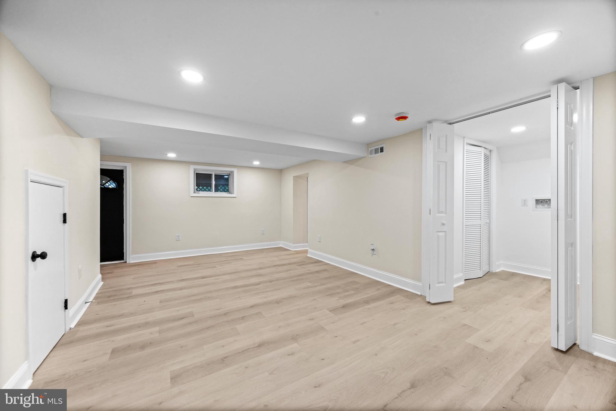 DUMBARTON HEIGHTS - Residential