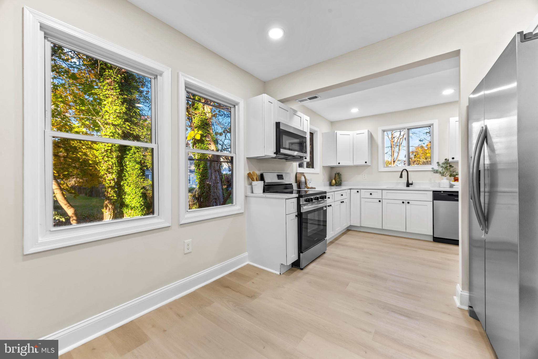 DUMBARTON HEIGHTS - Residential