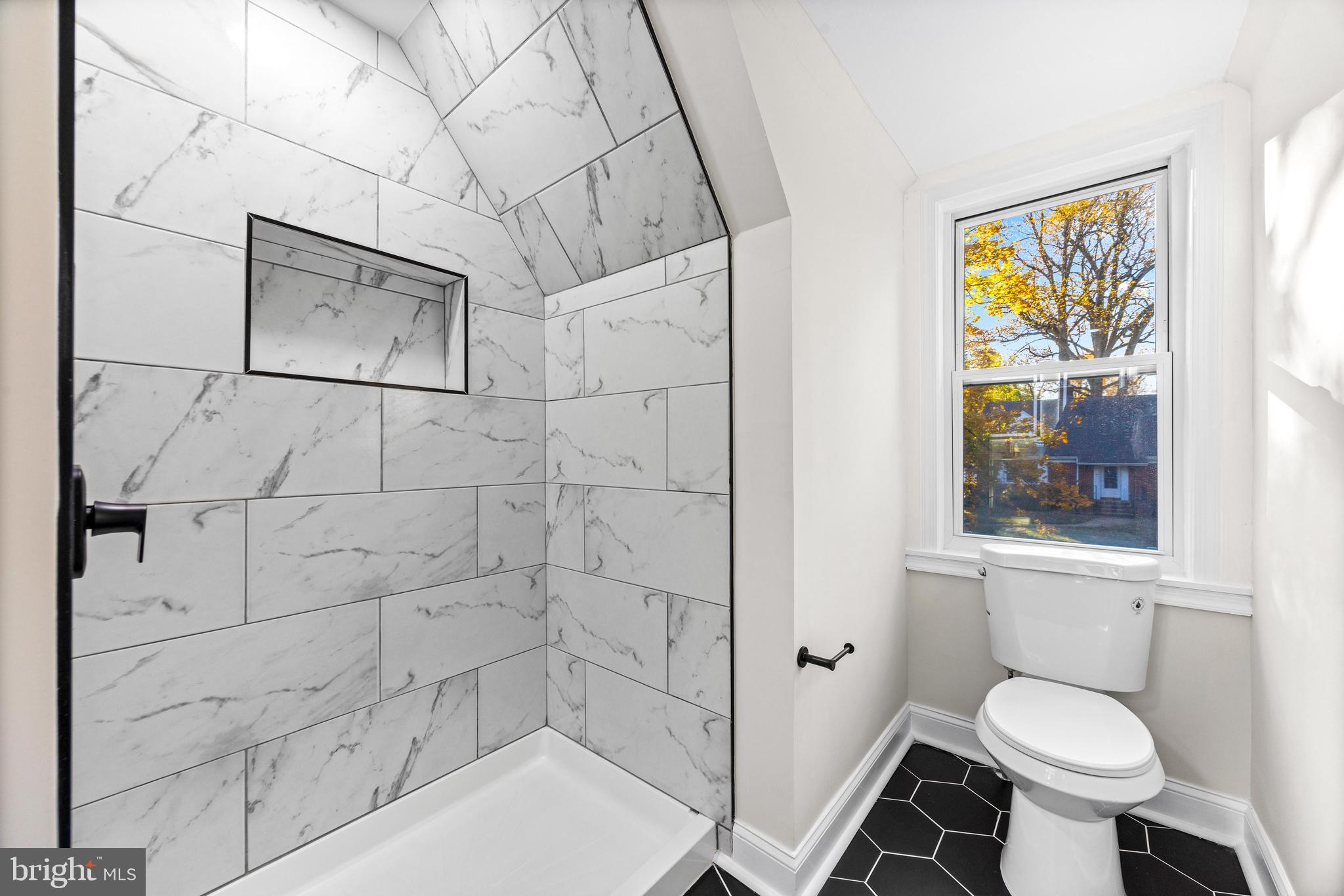 DUMBARTON HEIGHTS - Residential