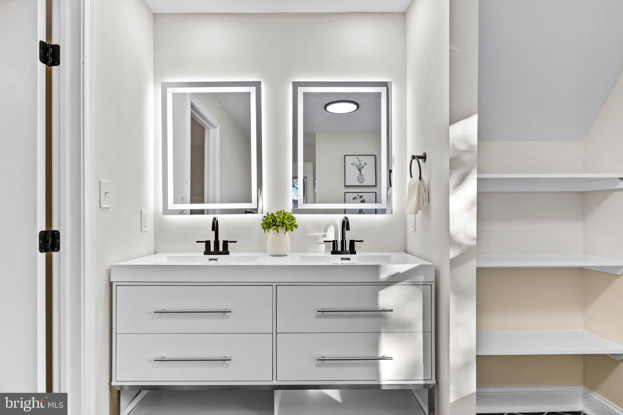 DUMBARTON HEIGHTS - Residential