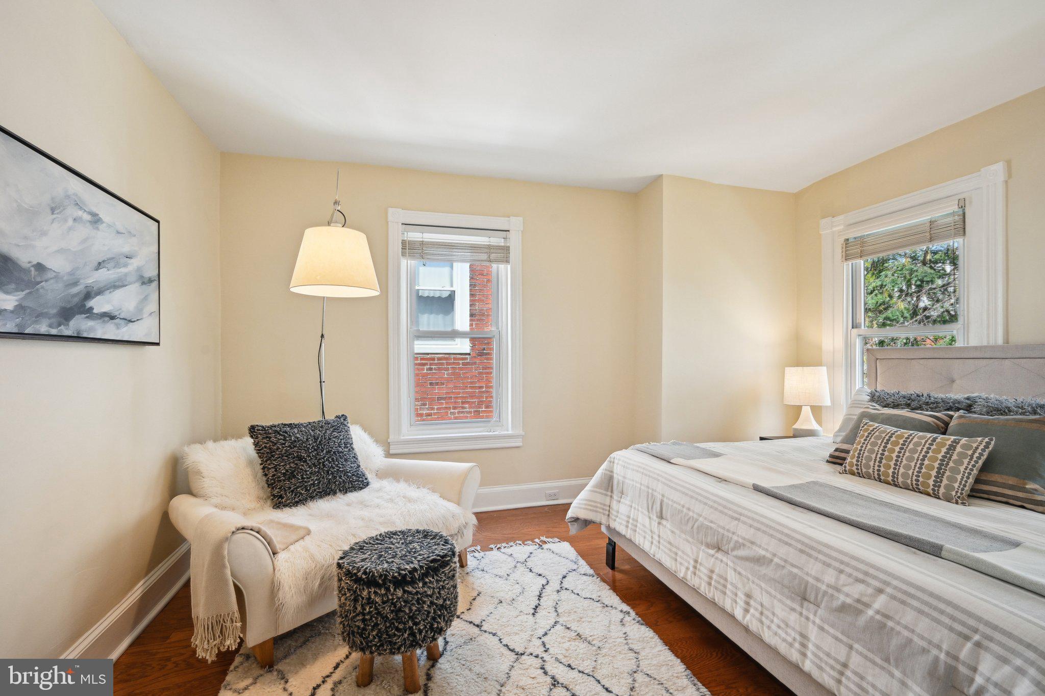 UNIVERSITY CITY - Residential