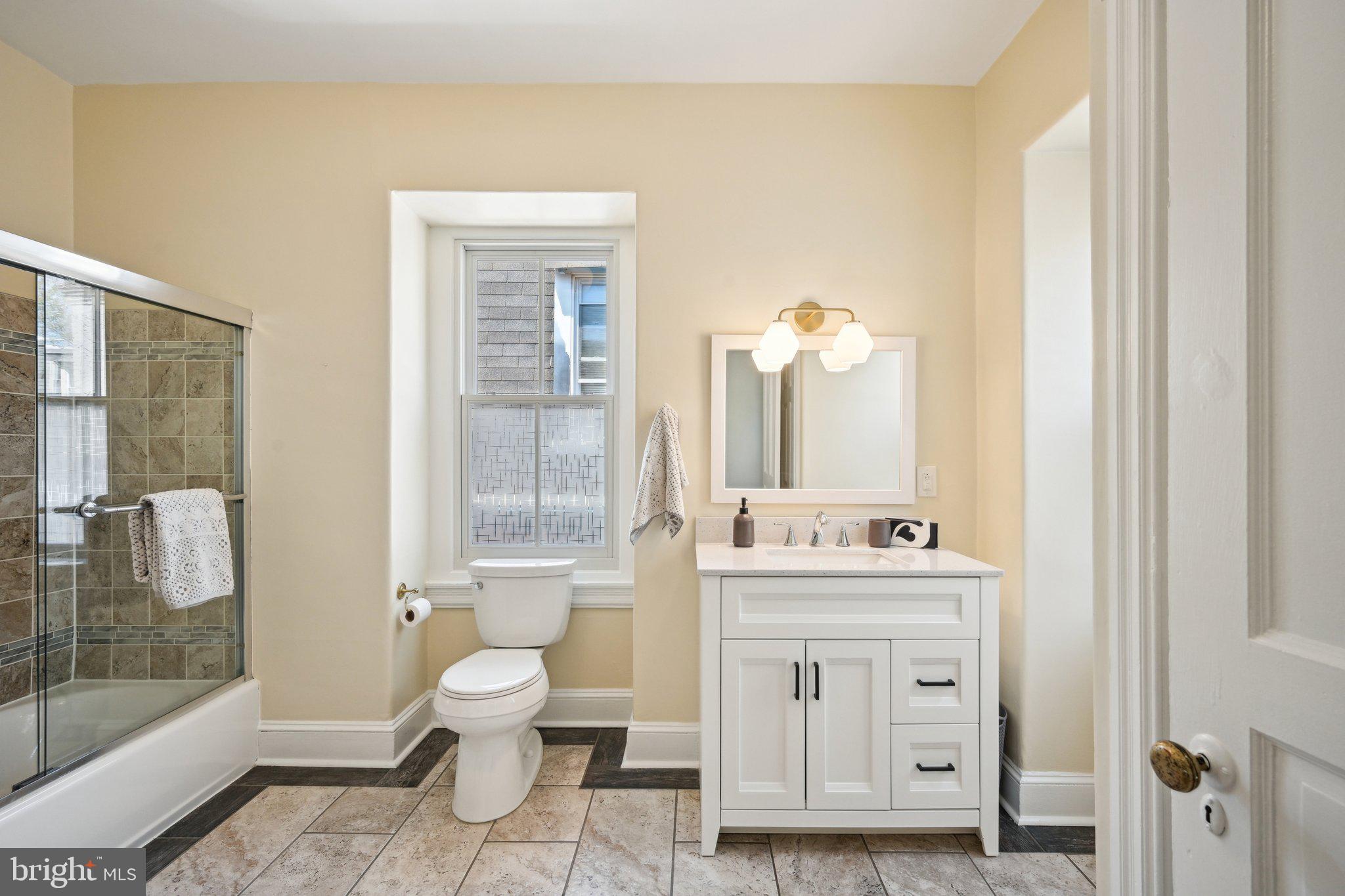 UNIVERSITY CITY - Residential