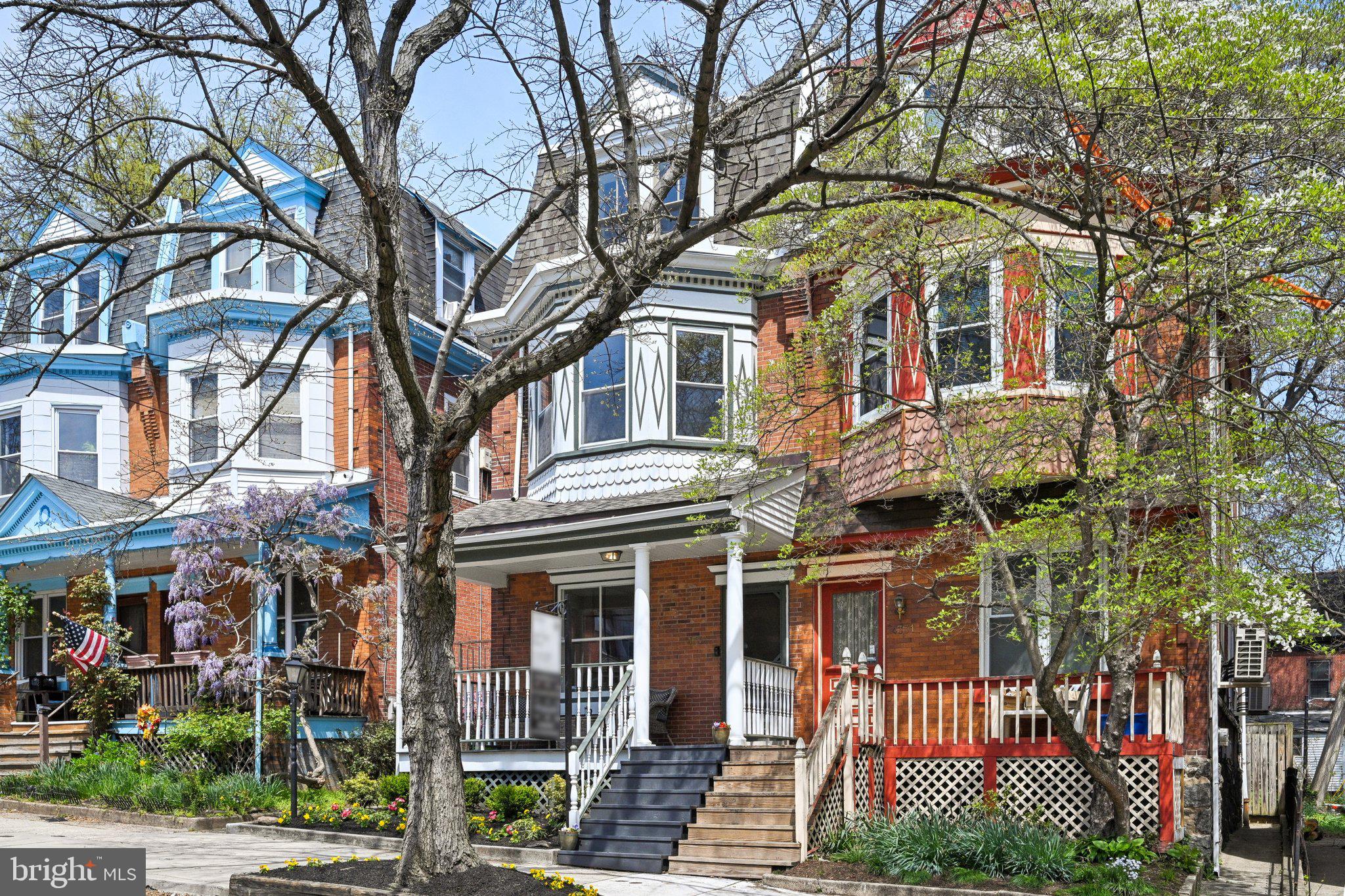 UNIVERSITY CITY - Residential