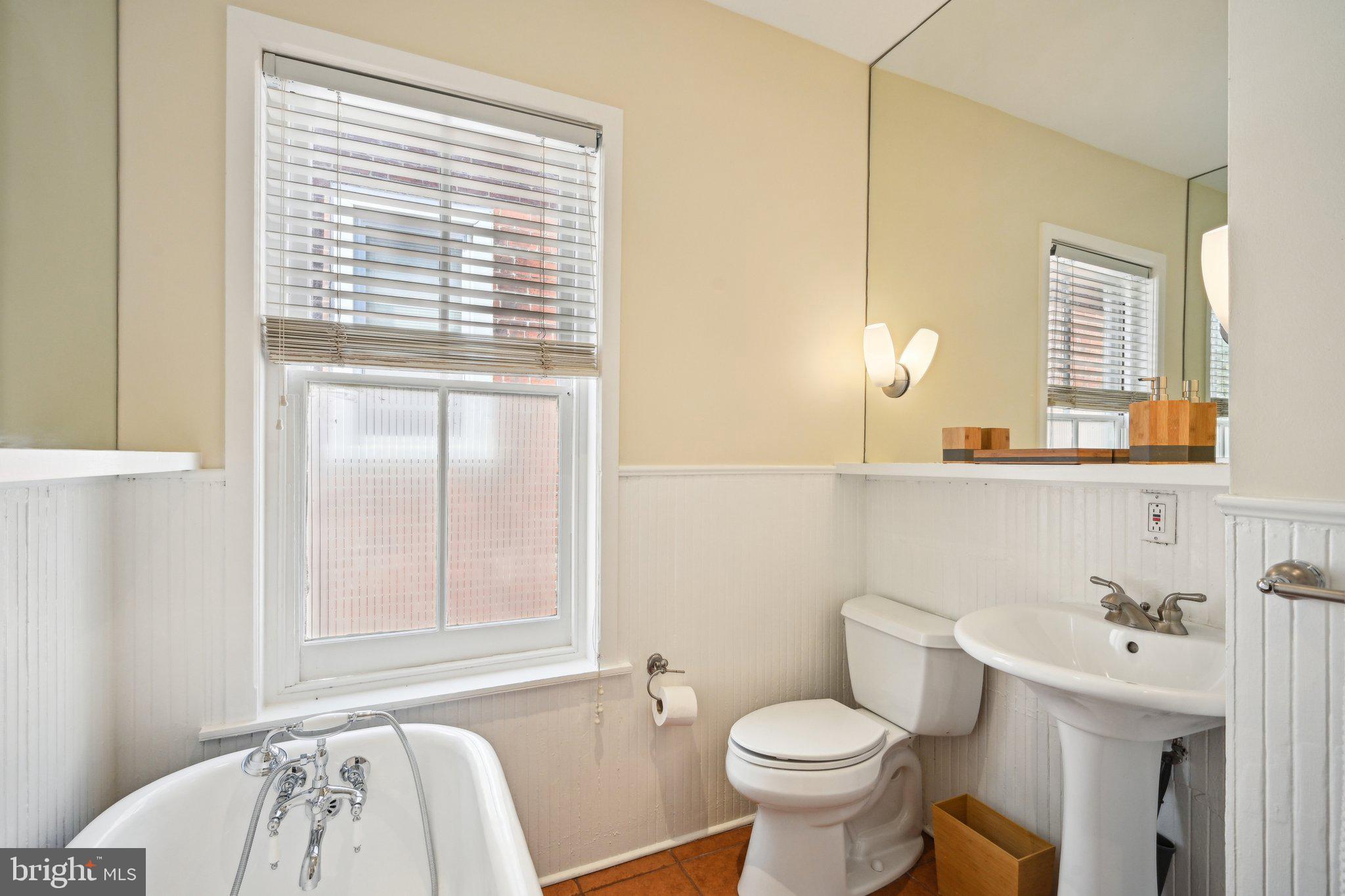 UNIVERSITY CITY - Residential