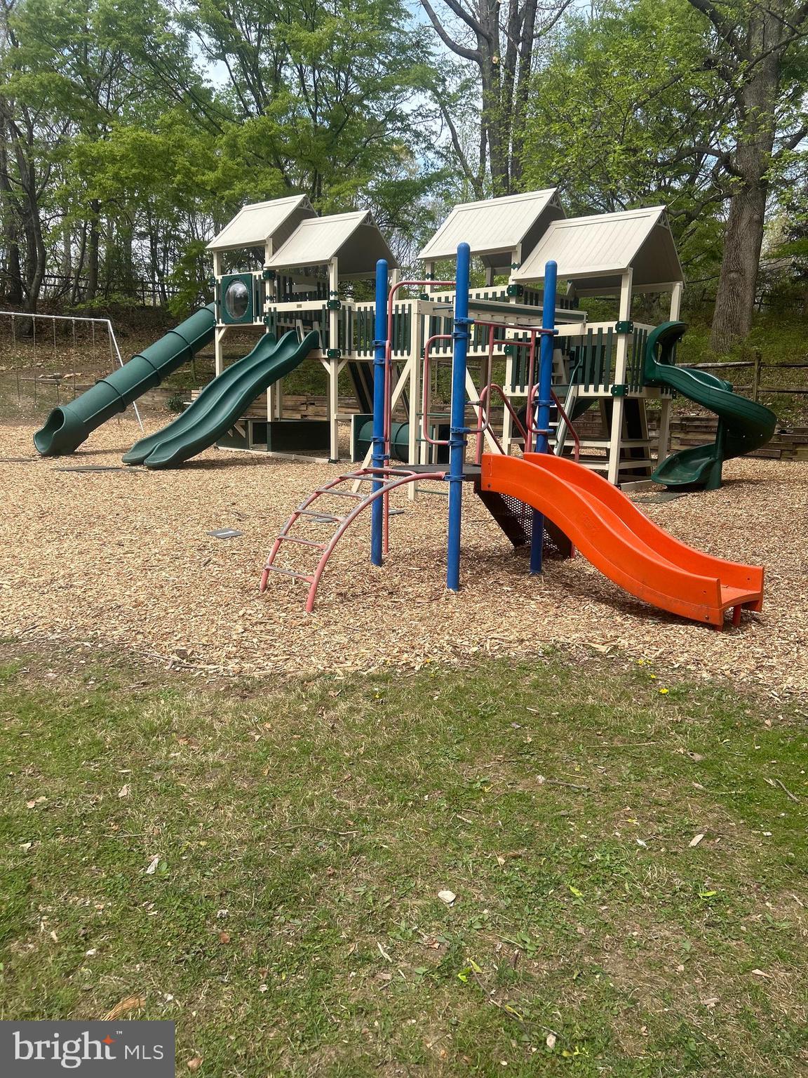 VALLEY FORGE MTN - Residential