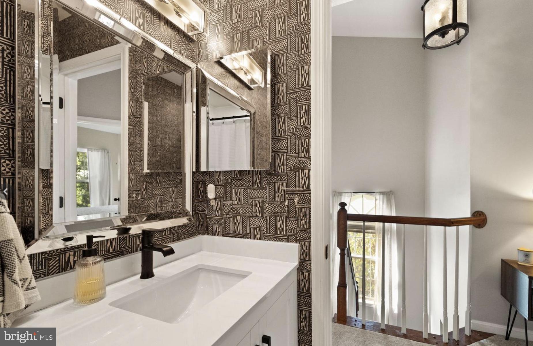 EDGEWATER AT TOWN CENTER - Residential Lease