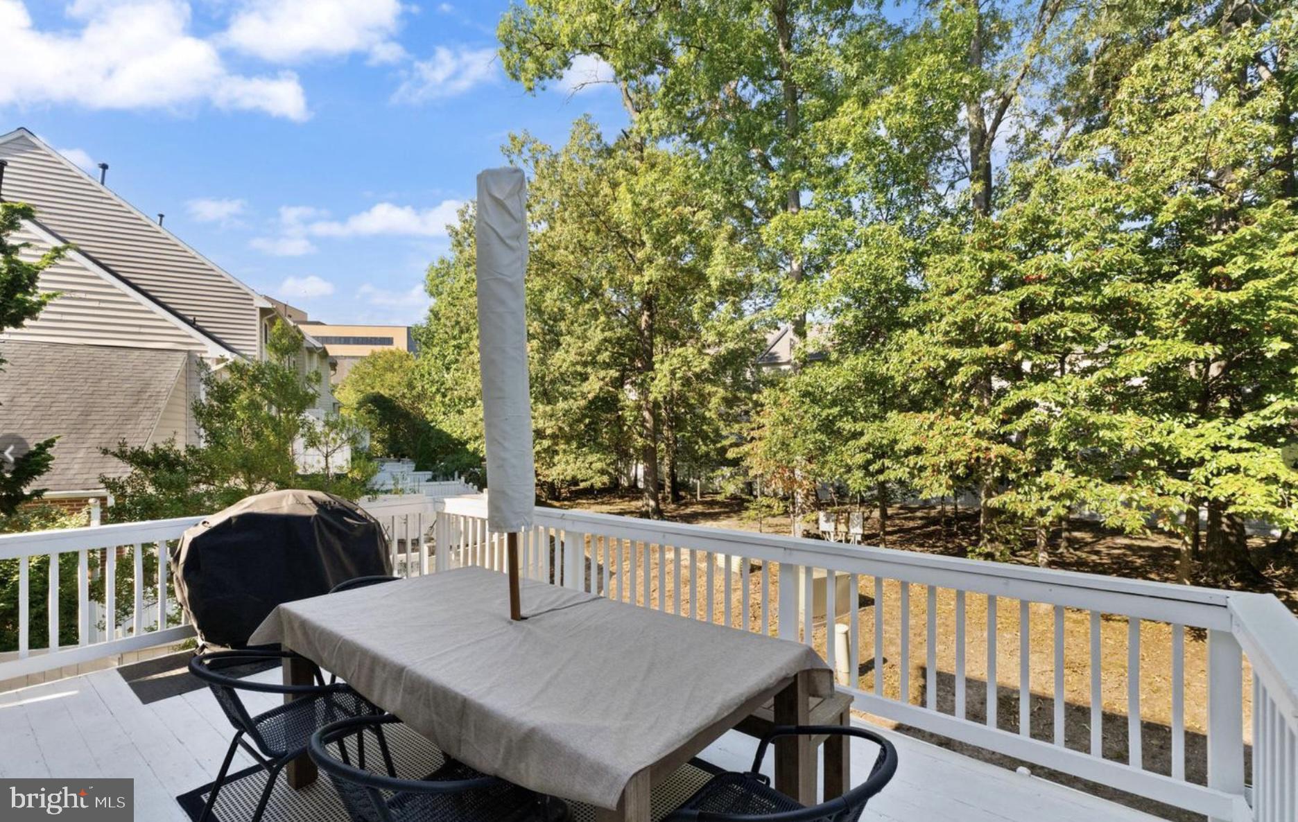 12001 EDGEMERE CIRCLE