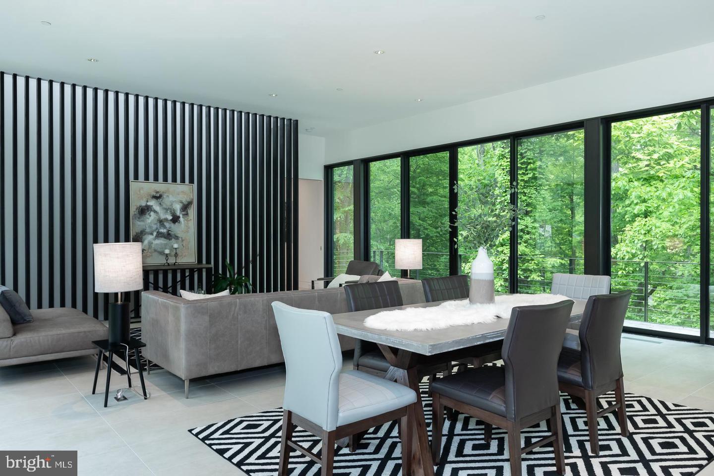 DARNESTOWN OUTSIDE - Residential