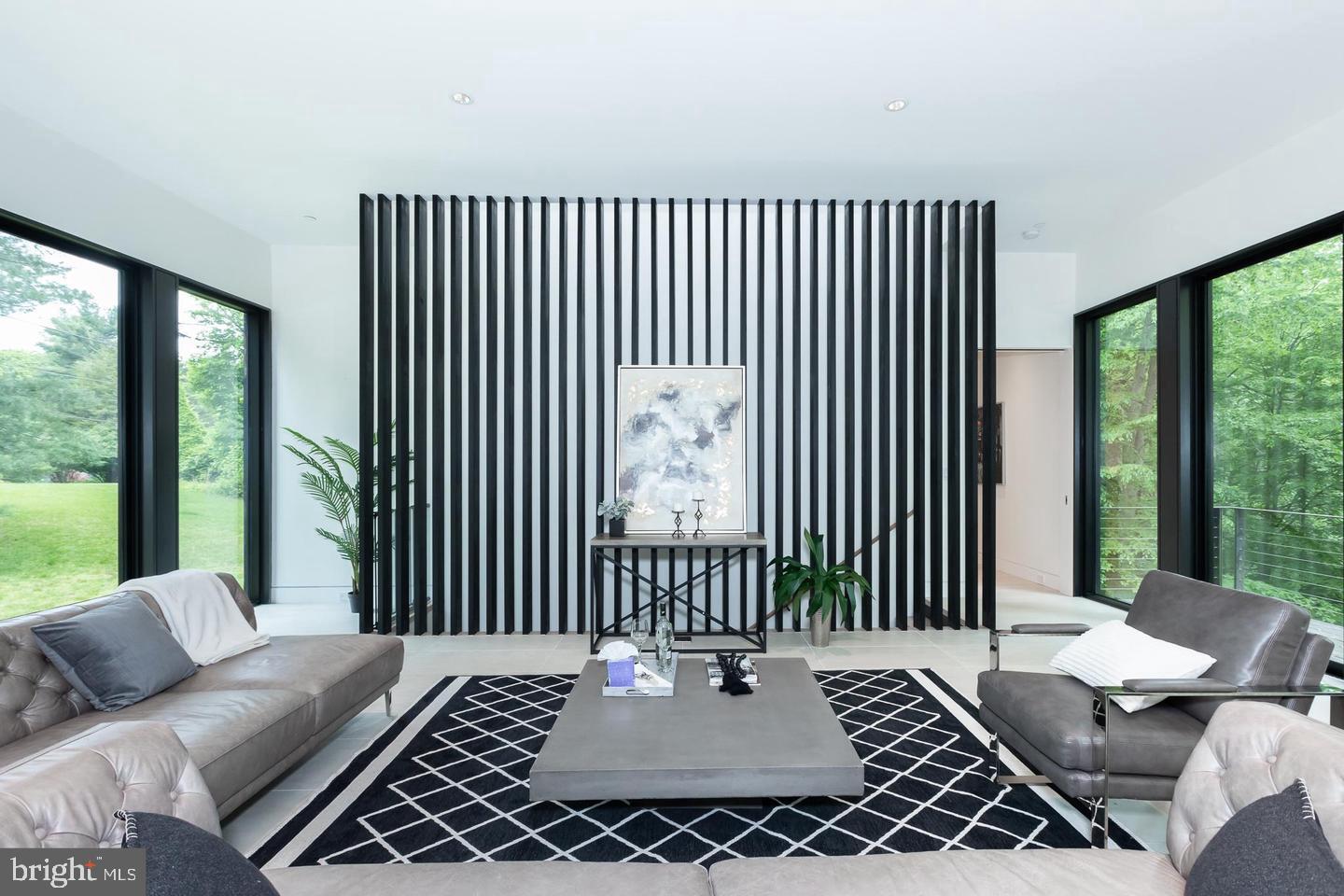 DARNESTOWN OUTSIDE - Residential