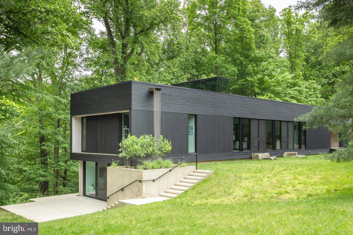 DARNESTOWN OUTSIDE - Residential