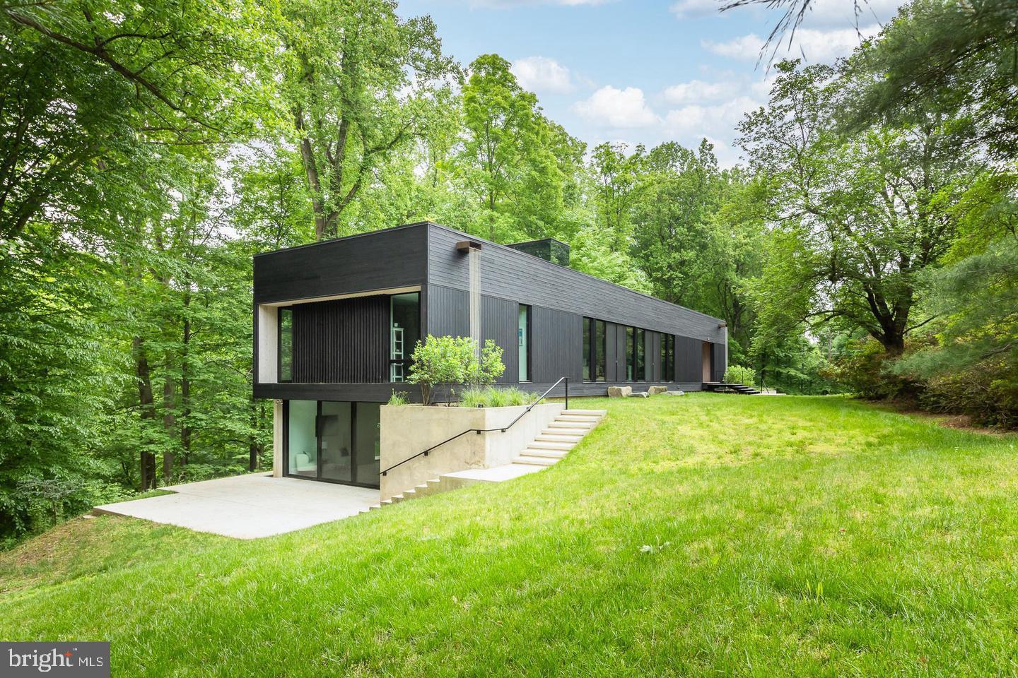 DARNESTOWN OUTSIDE - Residential