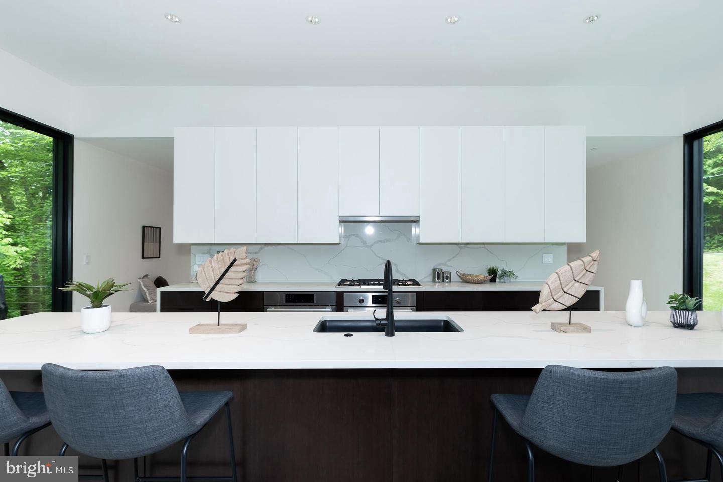 DARNESTOWN OUTSIDE - Residential