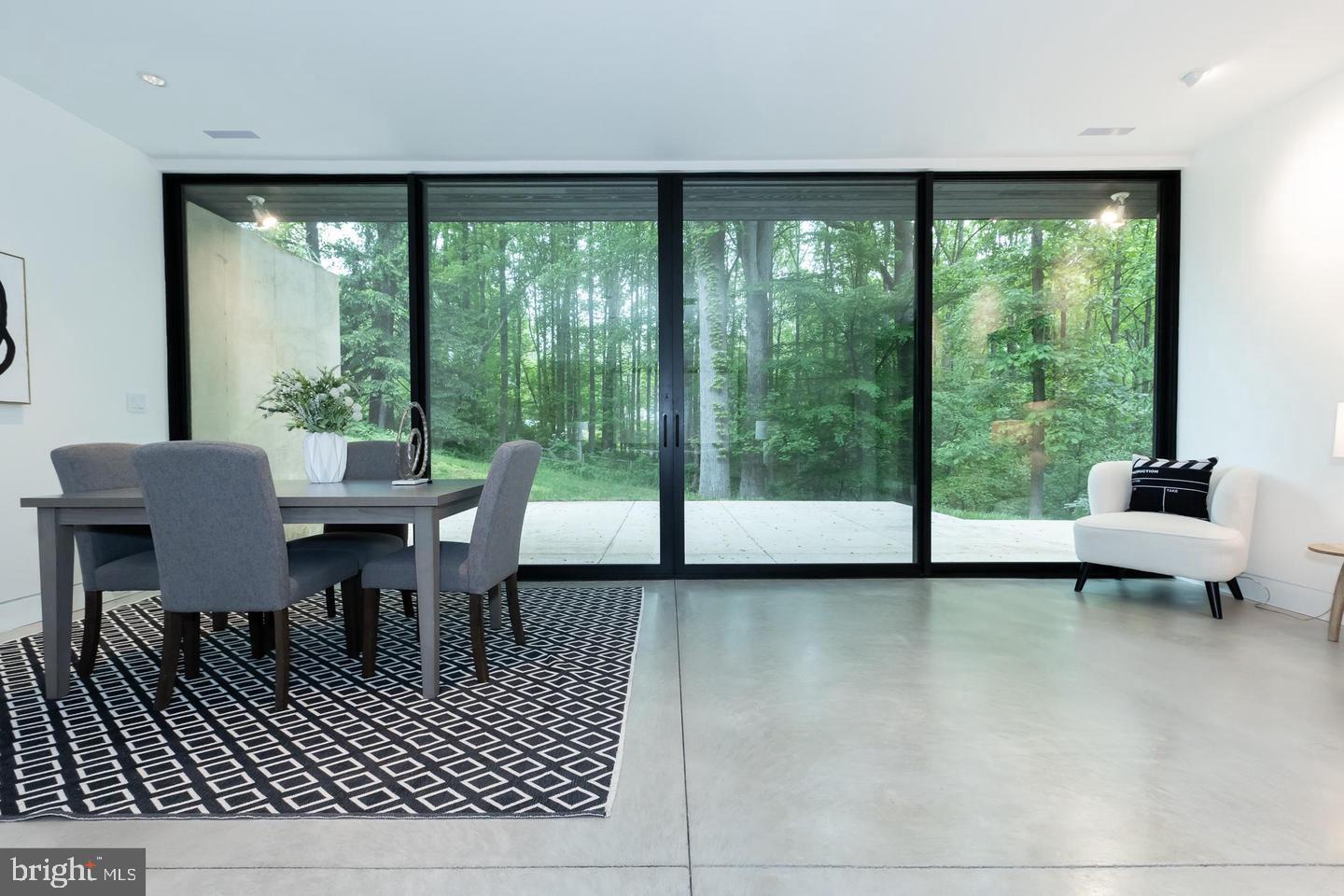 DARNESTOWN OUTSIDE - Residential