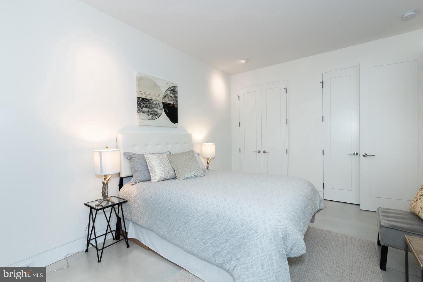 DARNESTOWN OUTSIDE - Residential