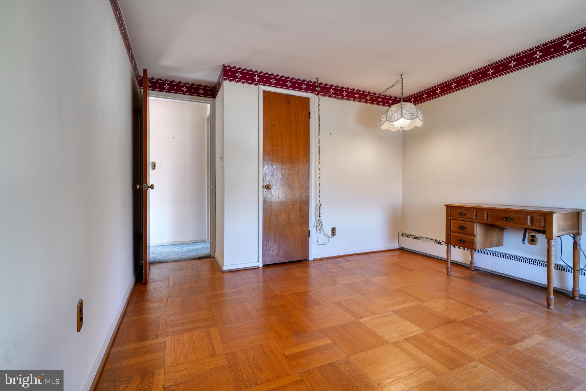 WYNNEWOOD - Residential