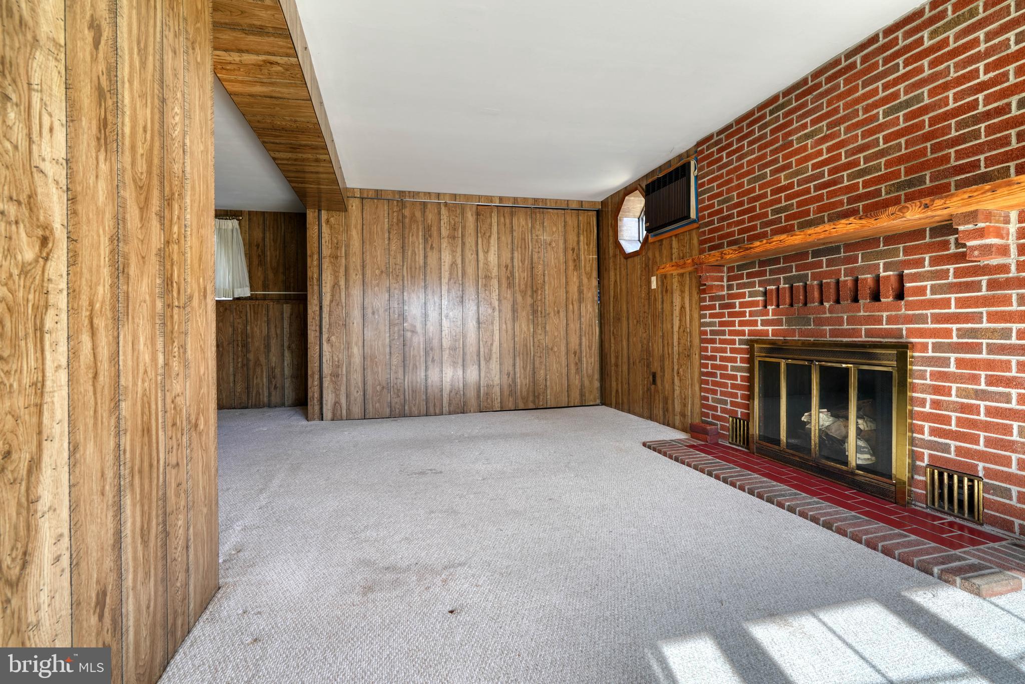 WYNNEWOOD - Residential