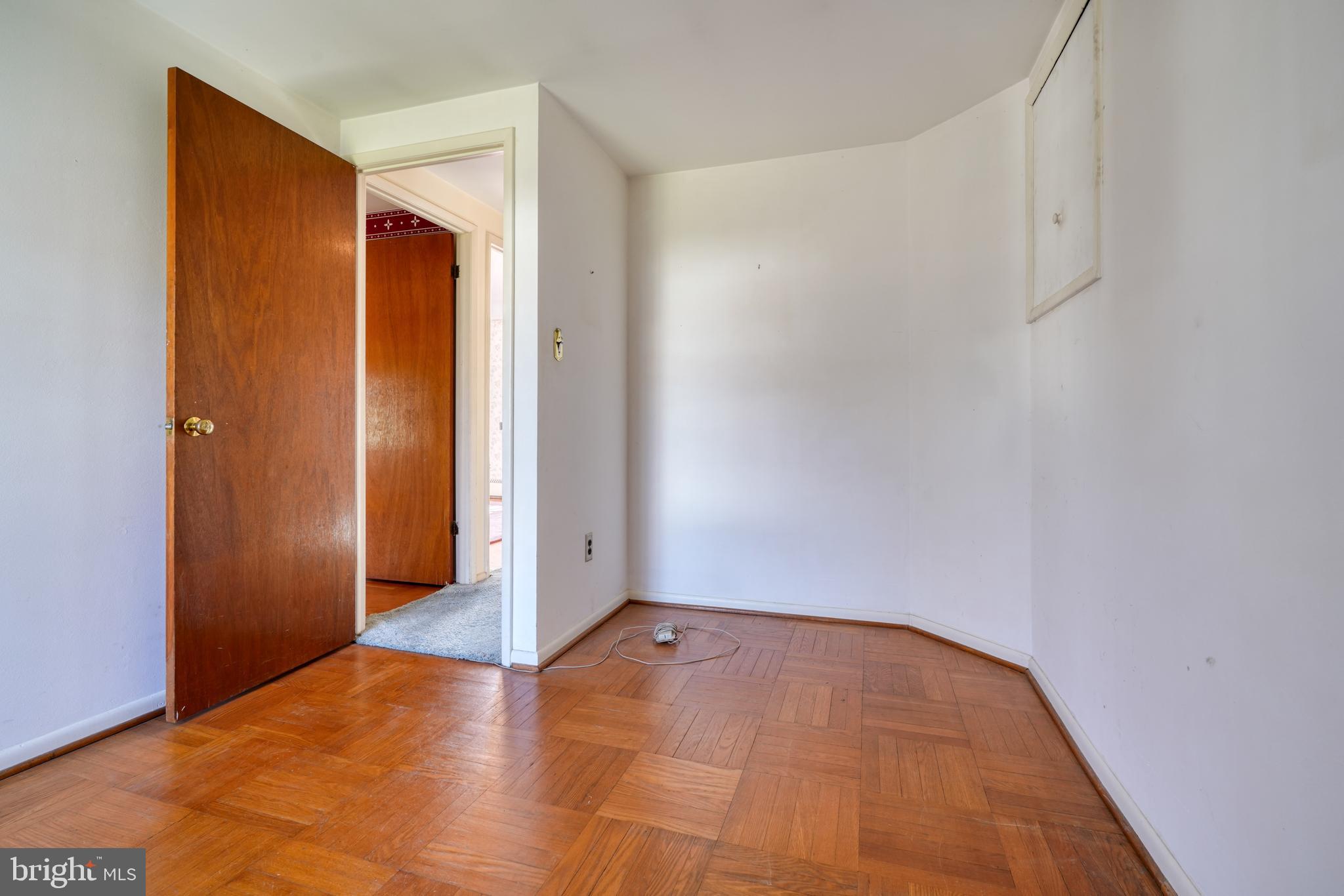 WYNNEWOOD - Residential