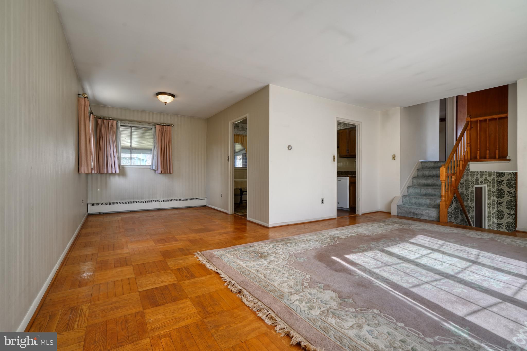 WYNNEWOOD - Residential