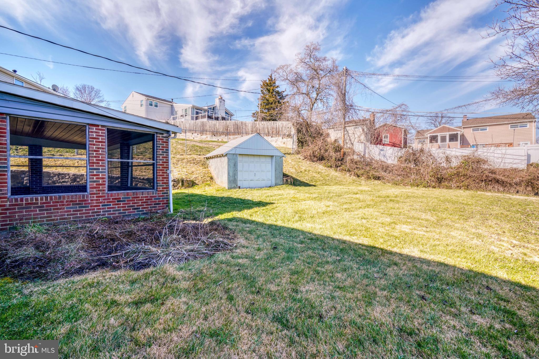 WYNNEWOOD - Residential