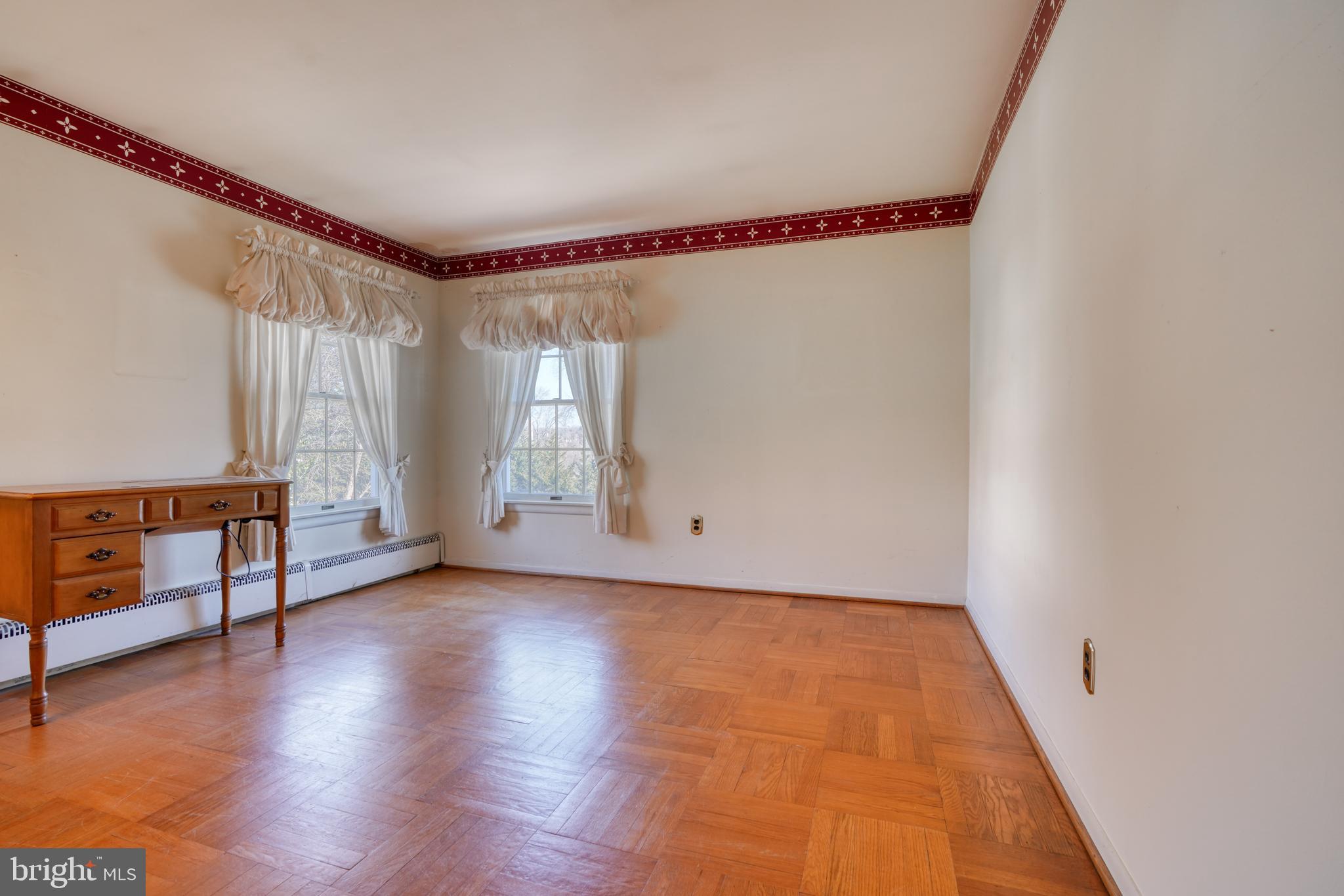 WYNNEWOOD - Residential