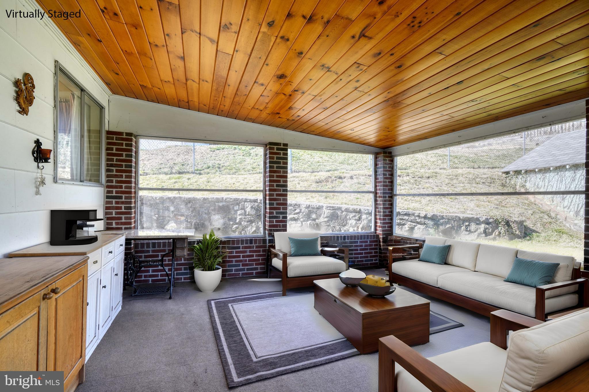 WYNNEWOOD - Residential